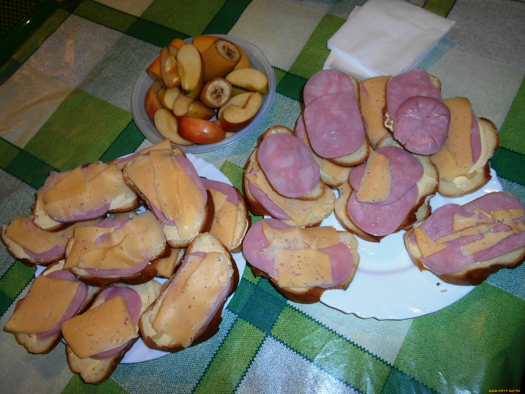 еда, бутерброды, , гамбургеры, , канапе, хлеб, яблоки, бананы, сыр, колбаса