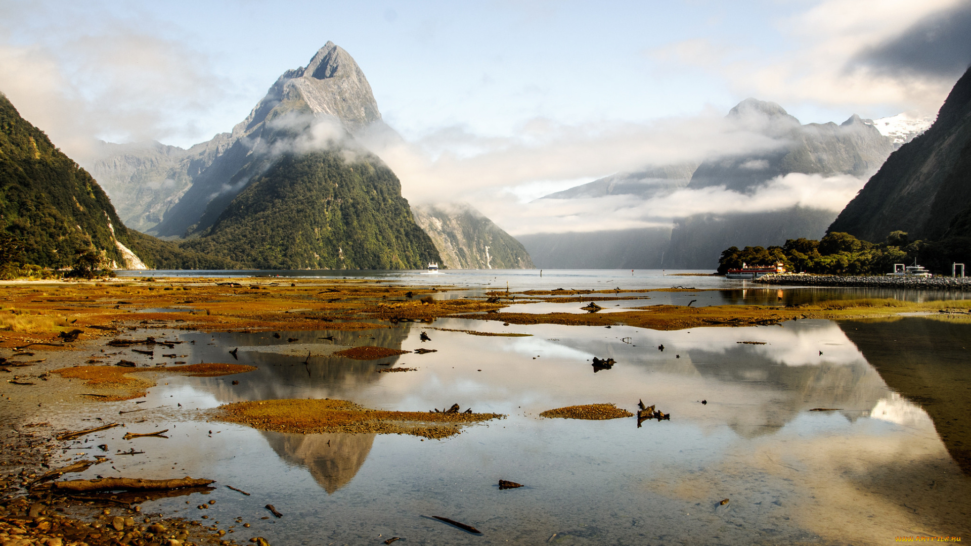 природа, реки, озера, озеро, горы, деревья, корабль, туман, облака, небо