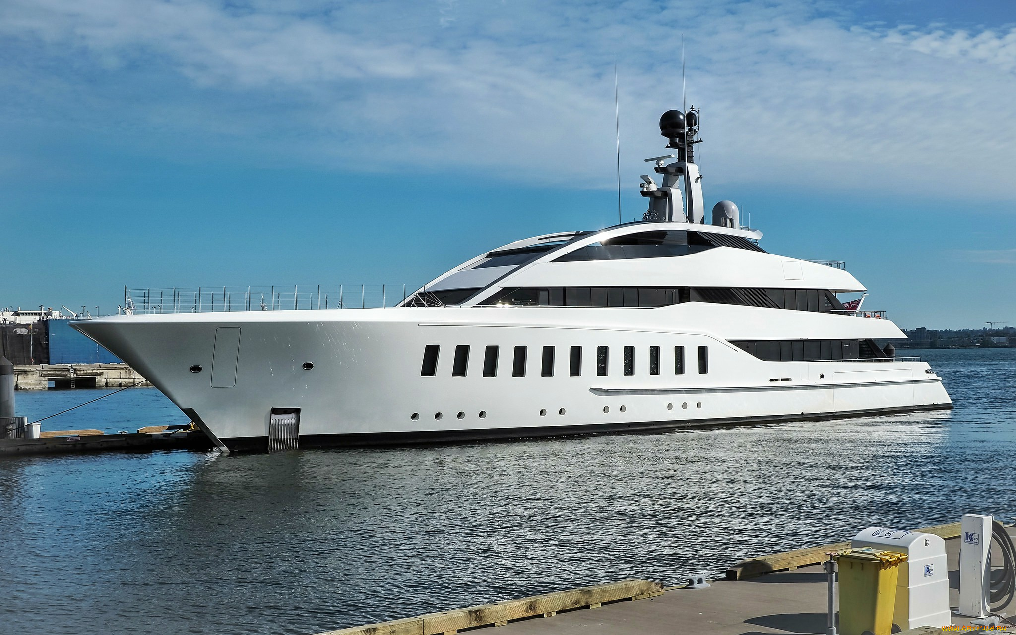 корабли, Яхты, суперяхта