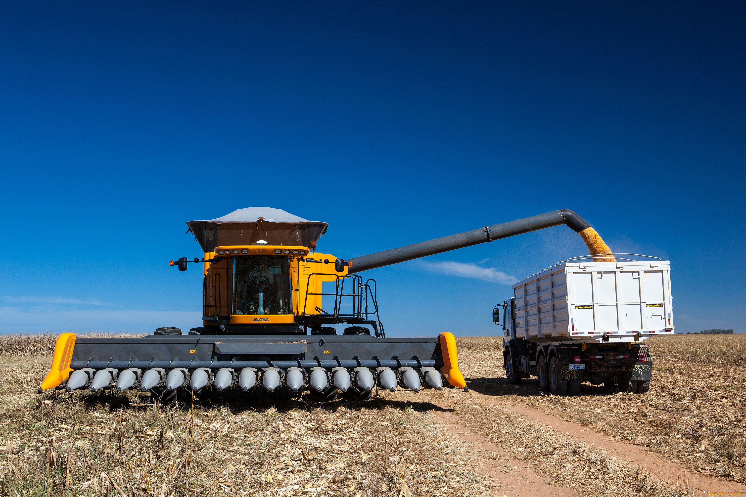 техника, комбайны, valtra