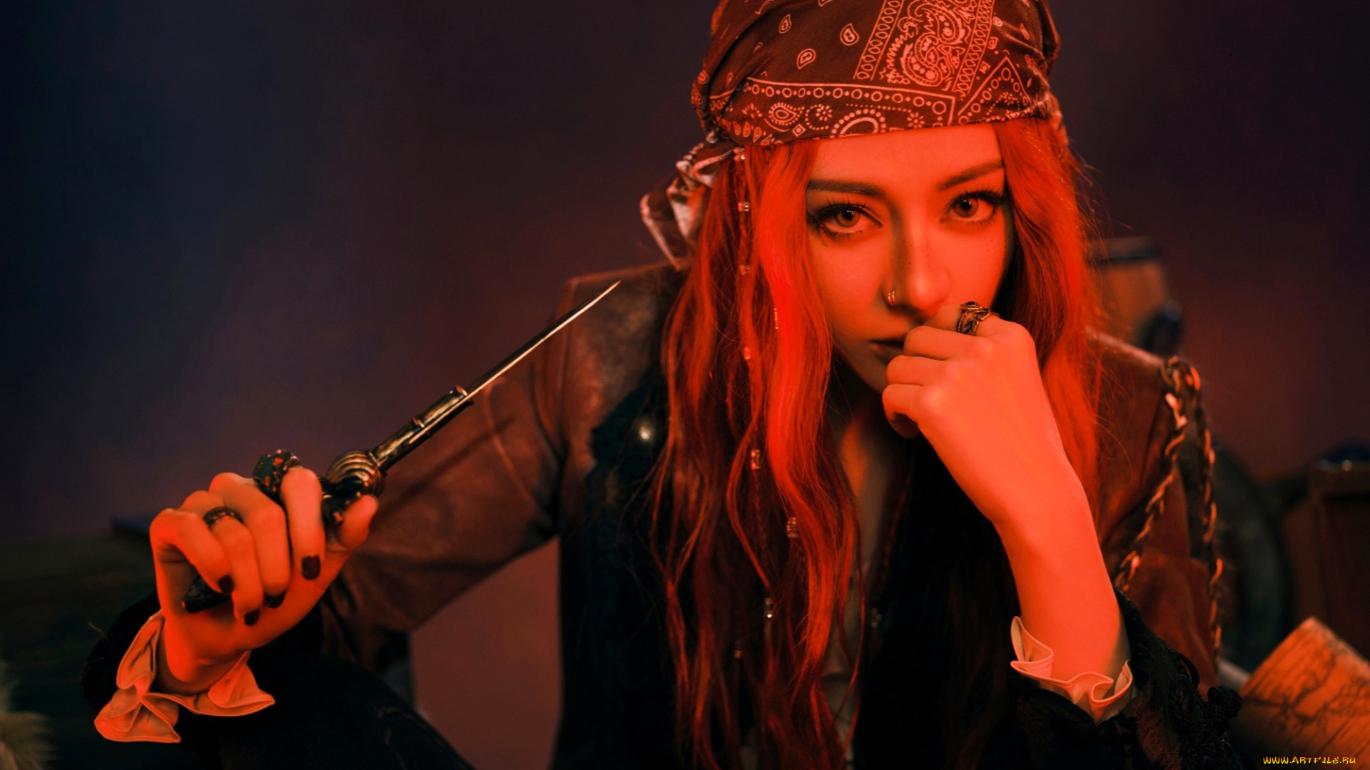 девушки, dilraba, dilmurat, актриса, образ, пиратка, косынка, куртка, кинжал