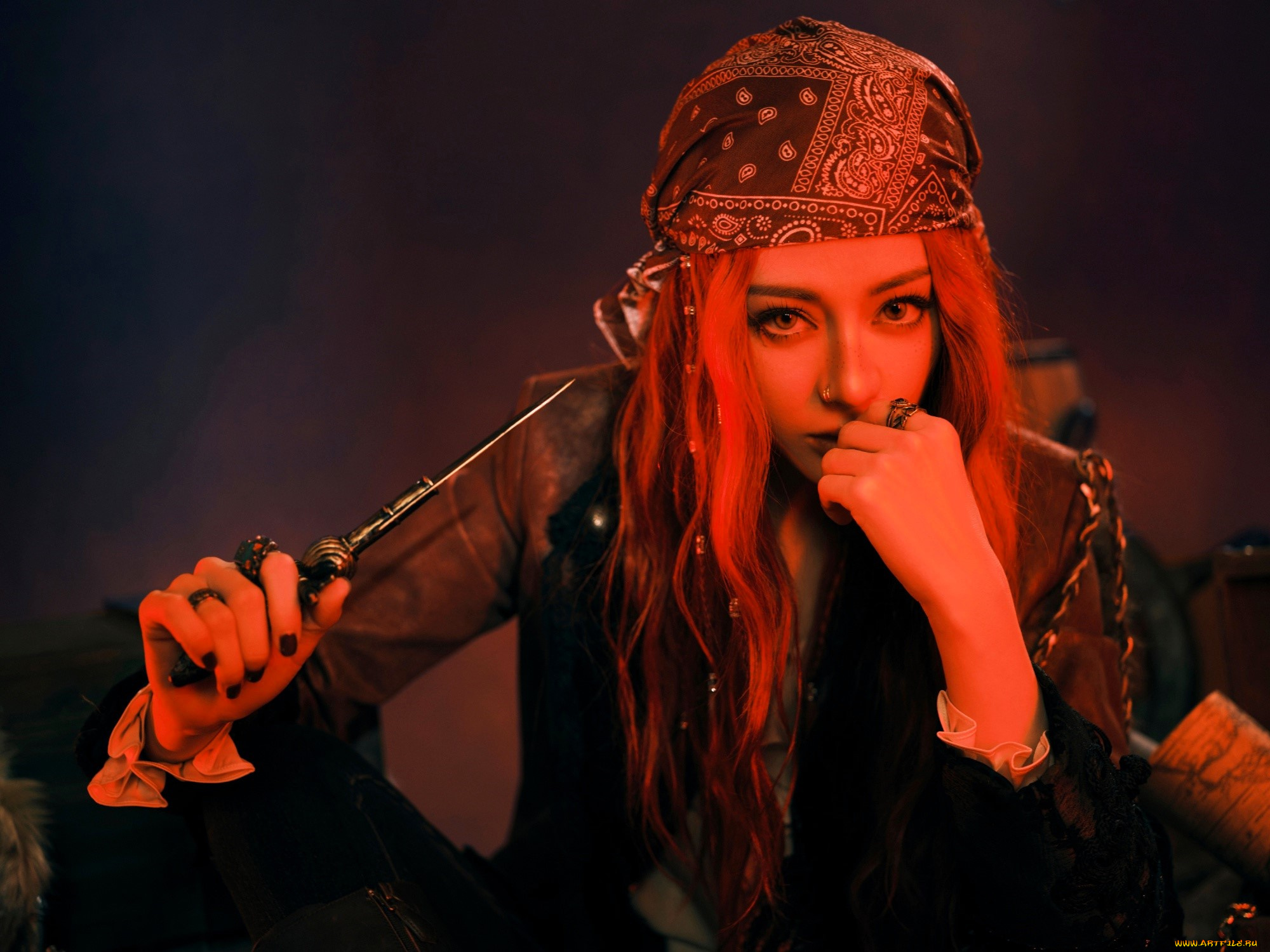 девушки, dilraba, dilmurat, актриса, образ, пиратка, косынка, куртка, кинжал