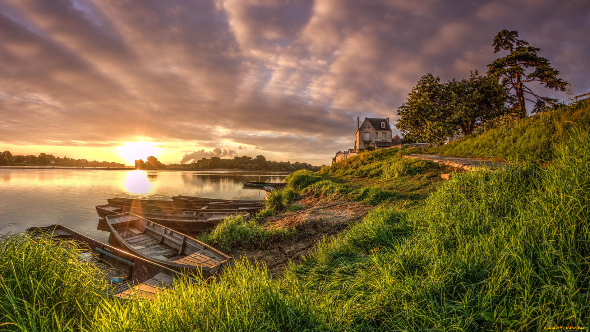 корабли, лодки, , шлюпки, река, трава, небо, солнце, лето