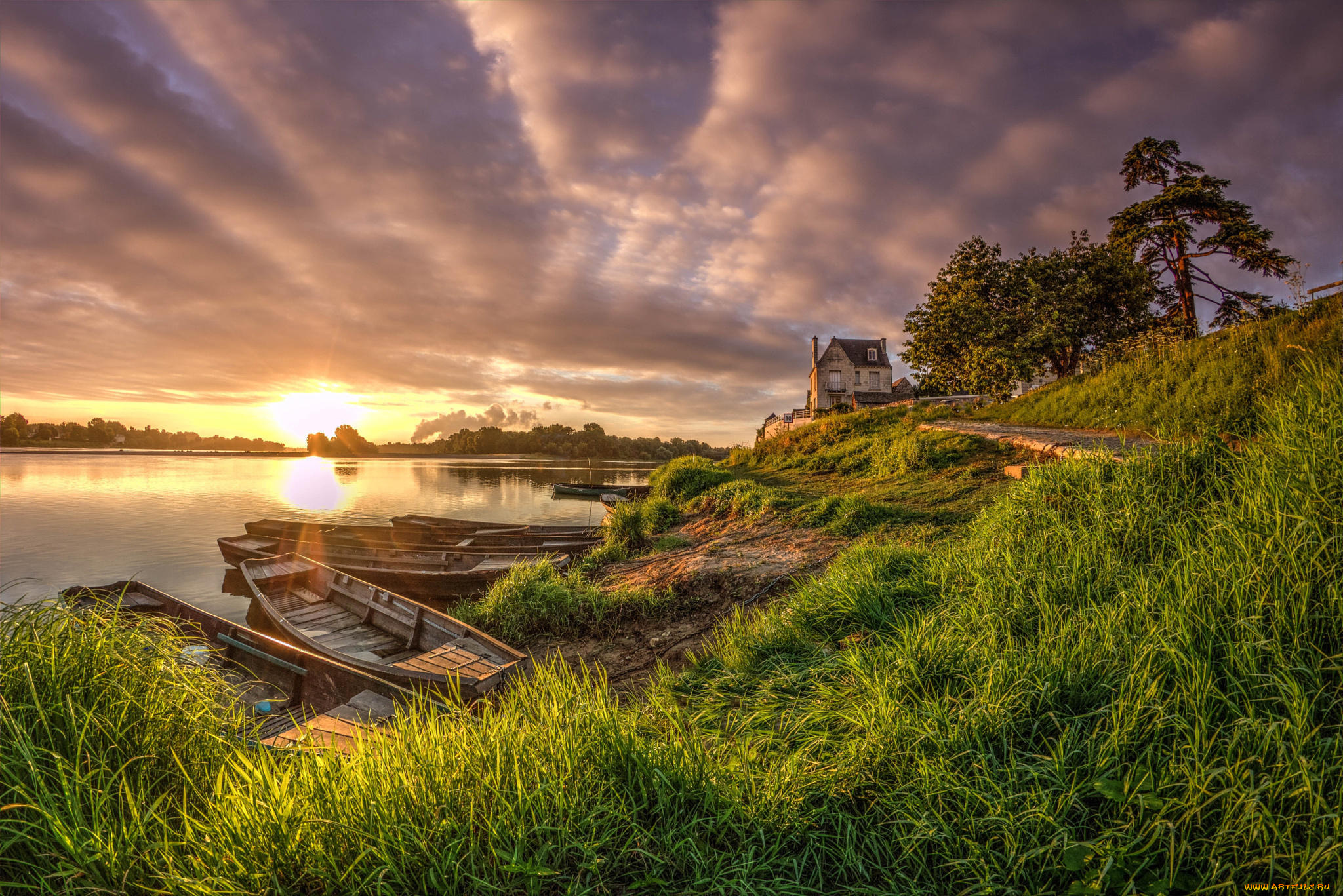 корабли, лодки, , шлюпки, река, трава, небо, солнце, лето