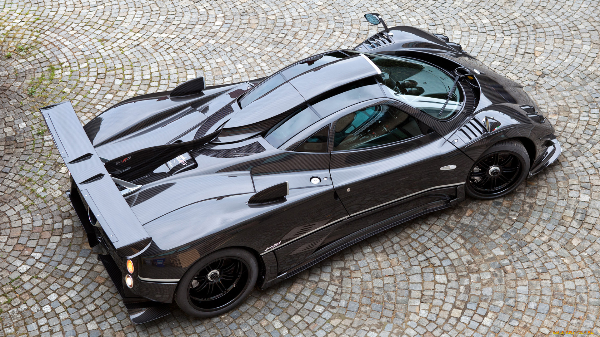 автомобили, pagani