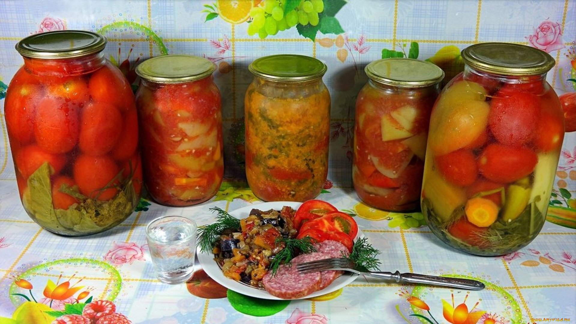 еда, консервация, помидоры, томаты, колбаса