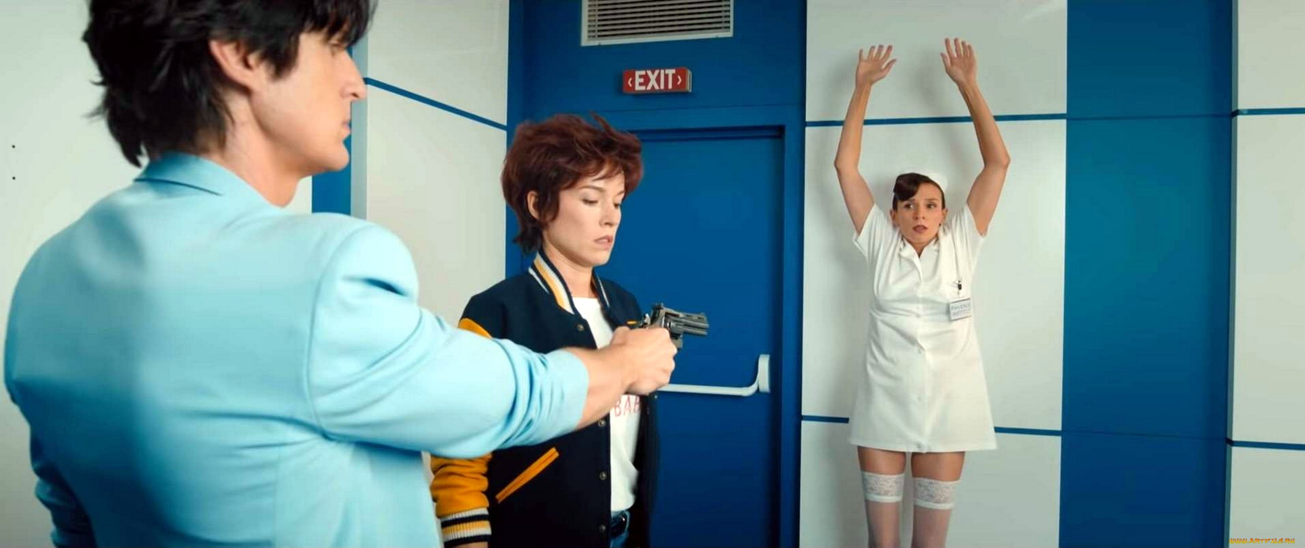 кино, фильмы, nicky, larson, et, le, parfum, de, cupidon, детектив, женщины, пистолет