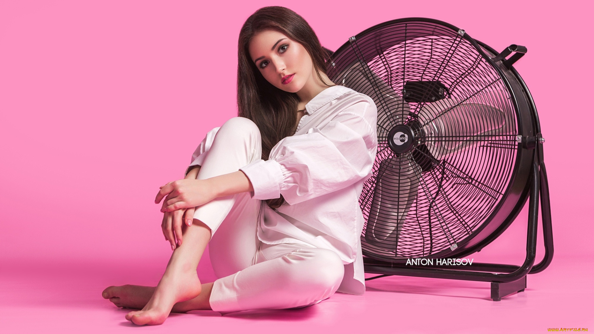 мария, башмакова, девушки, девушка, женщина, брюнетка, темноволосая, сексуальная, модель, звезда, позирует, разная, обувь, верхняя, стильная, одежда, нижнее, эротическое, бельё, трусы, лифчик, колготки, чулки, аксессуары, макияж, и, множество, элементов, на, фотографии