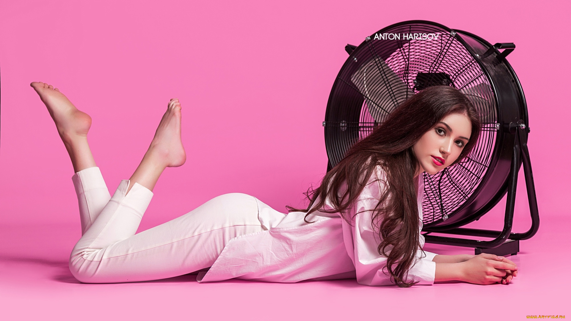 мария, башмакова, девушки, девушка, женщина, брюнетка, темноволосая, сексуальная, модель, звезда, позирует, разная, обувь, верхняя, стильная, одежда, нижнее, эротическое, бельё, трусы, лифчик, колготки, чулки, аксессуары, макияж, и, множество, элементов, на, фотографии