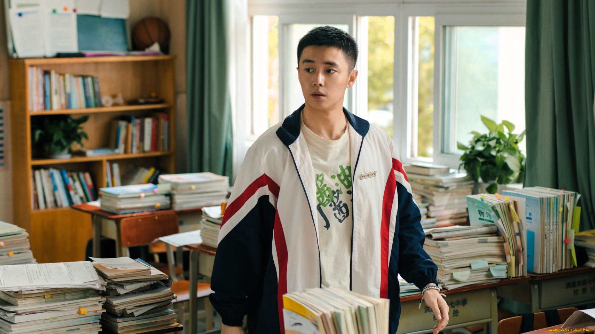 northward, кино, фильмы, парень, куртка, школа, парты, учебники, шкаф