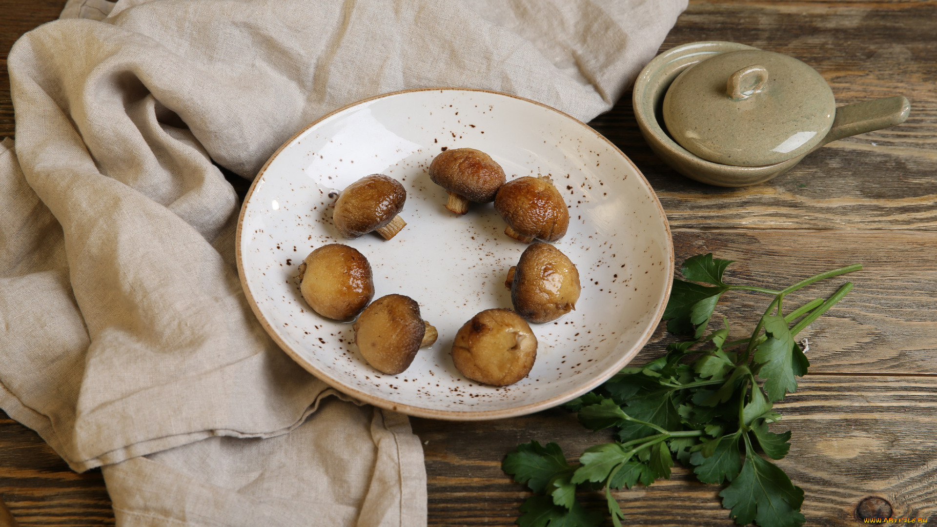 еда, грибы, , грибные, блюда, посуда, скатерть