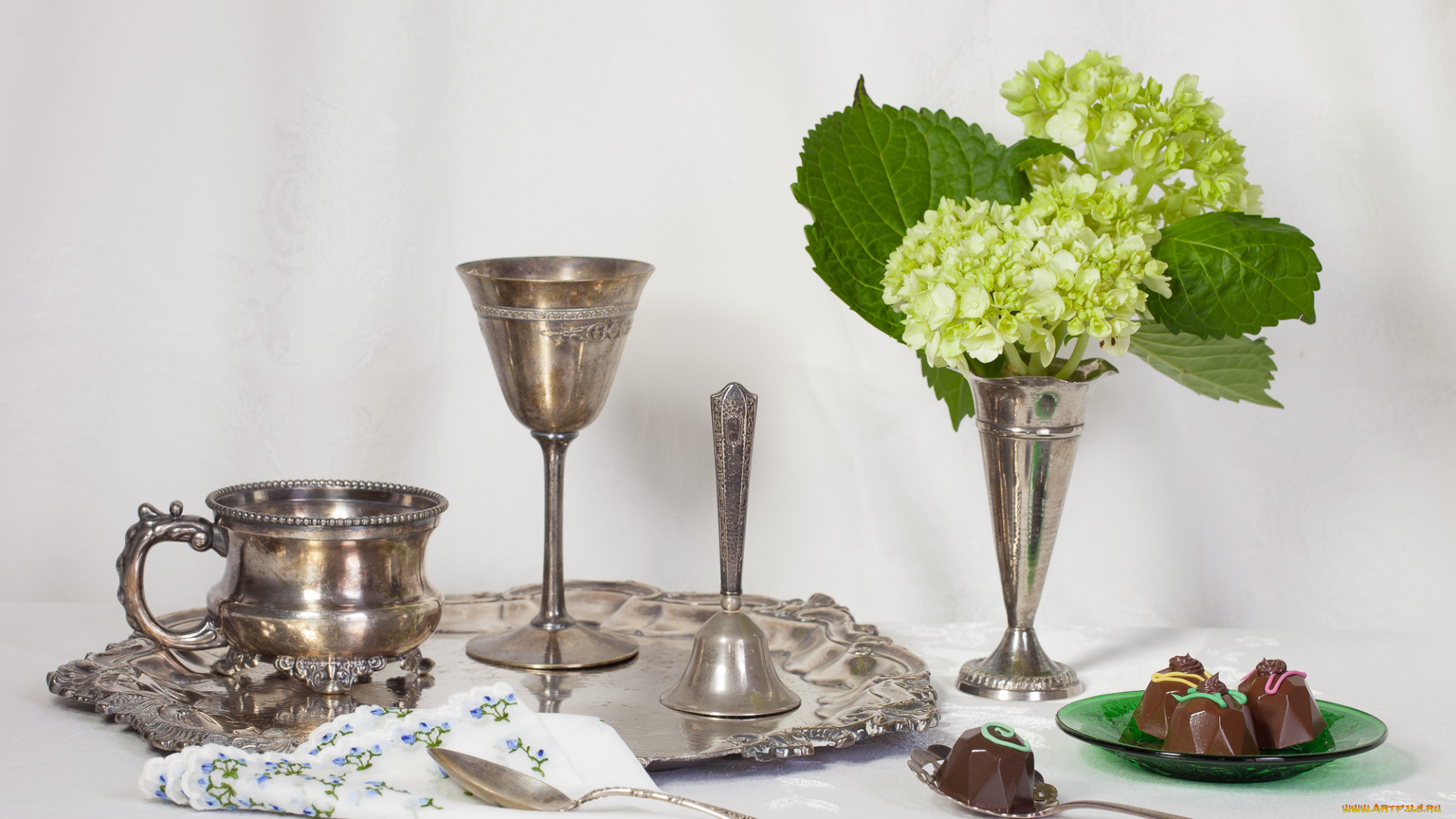 еда, конфеты, , шоколад, , сладости, цветы, натюрморт, посуда