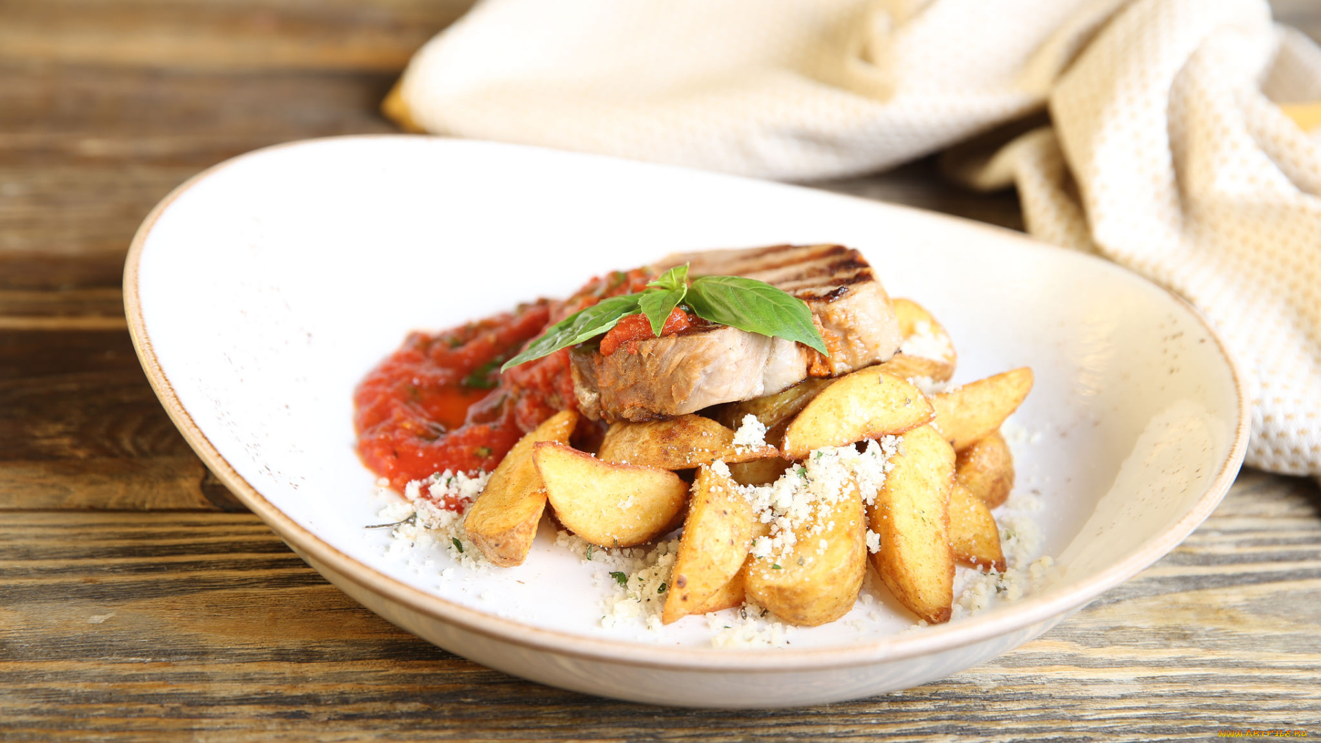 еда, вторые, блюда, зелень, соус, хлеб, картофель