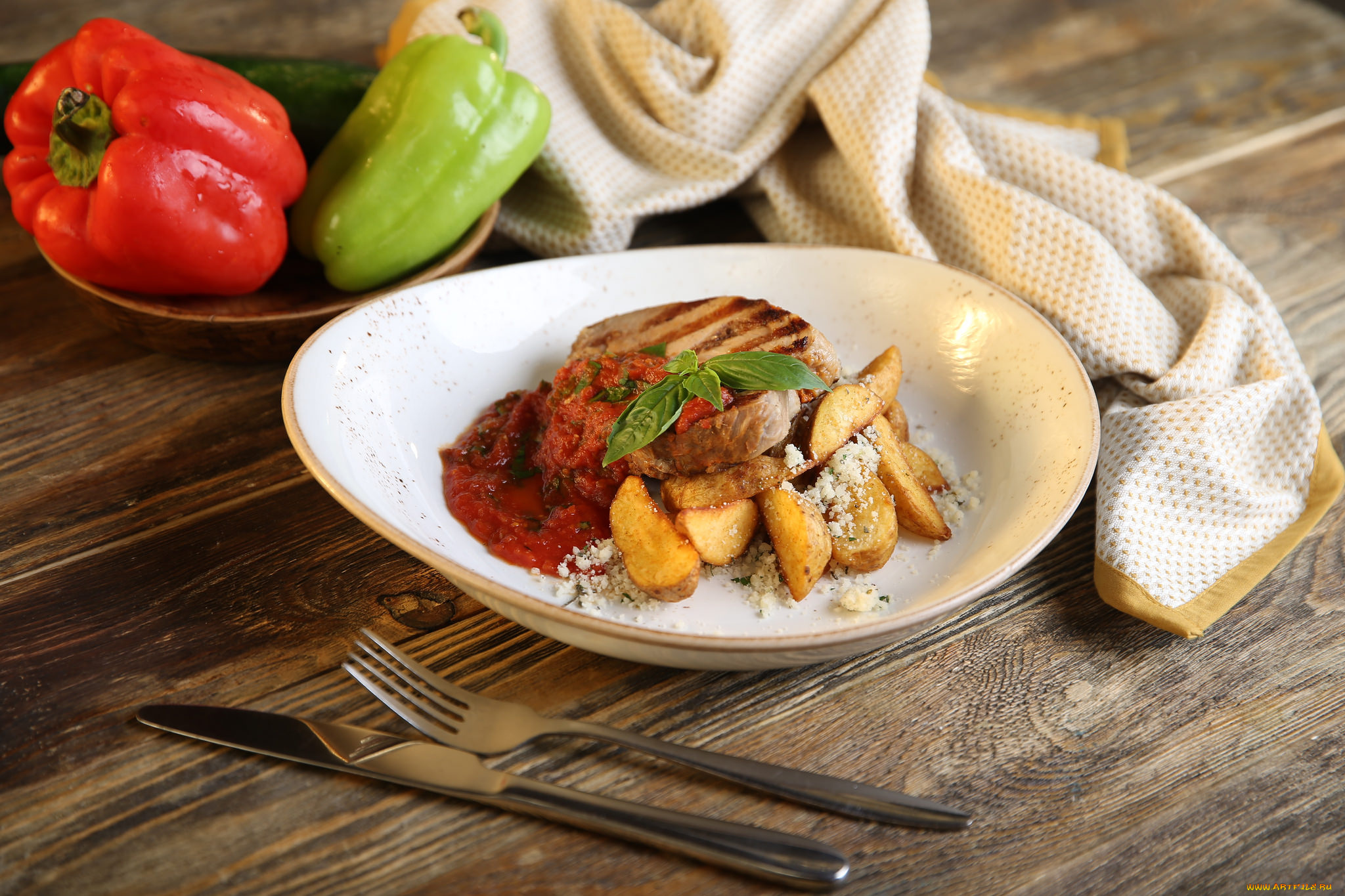 еда, вторые, блюда, хлеб, соус, зелень, картофель