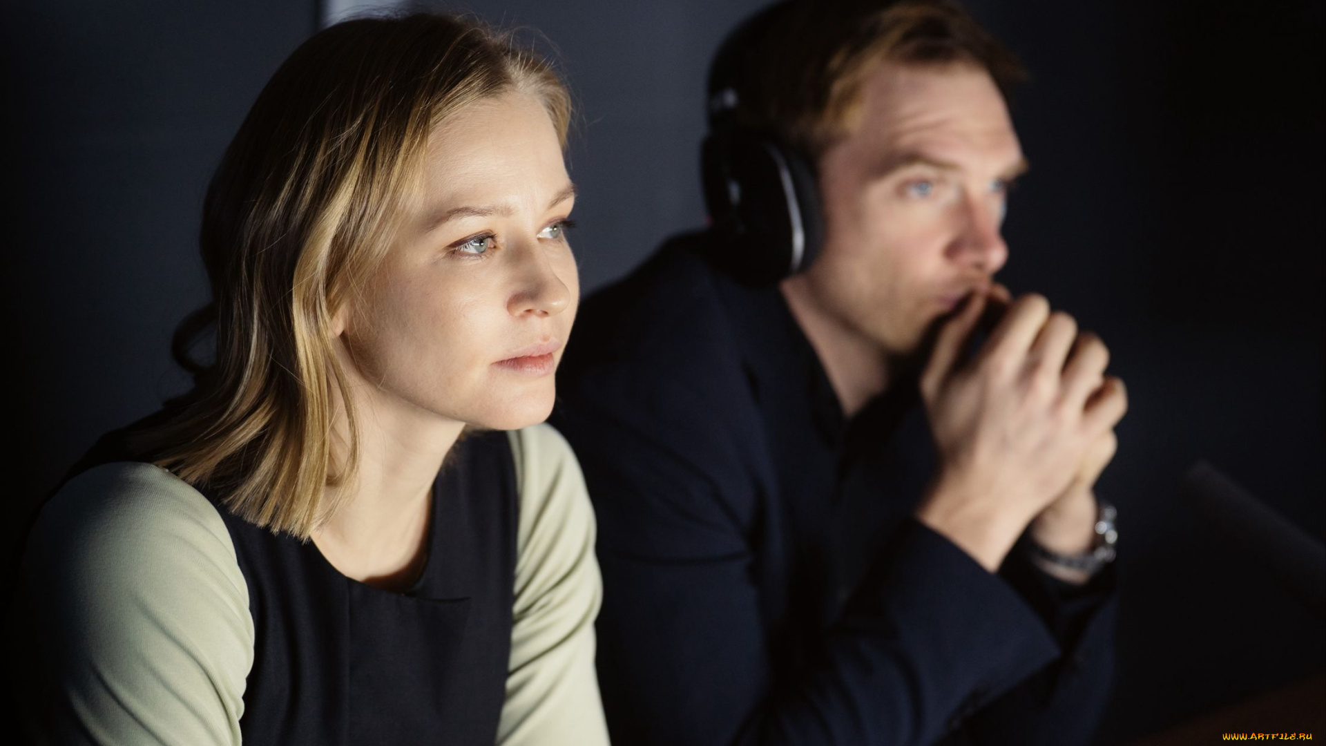 кино, фильмы, медиатор, , сериал, женщина, мужчина, наушники