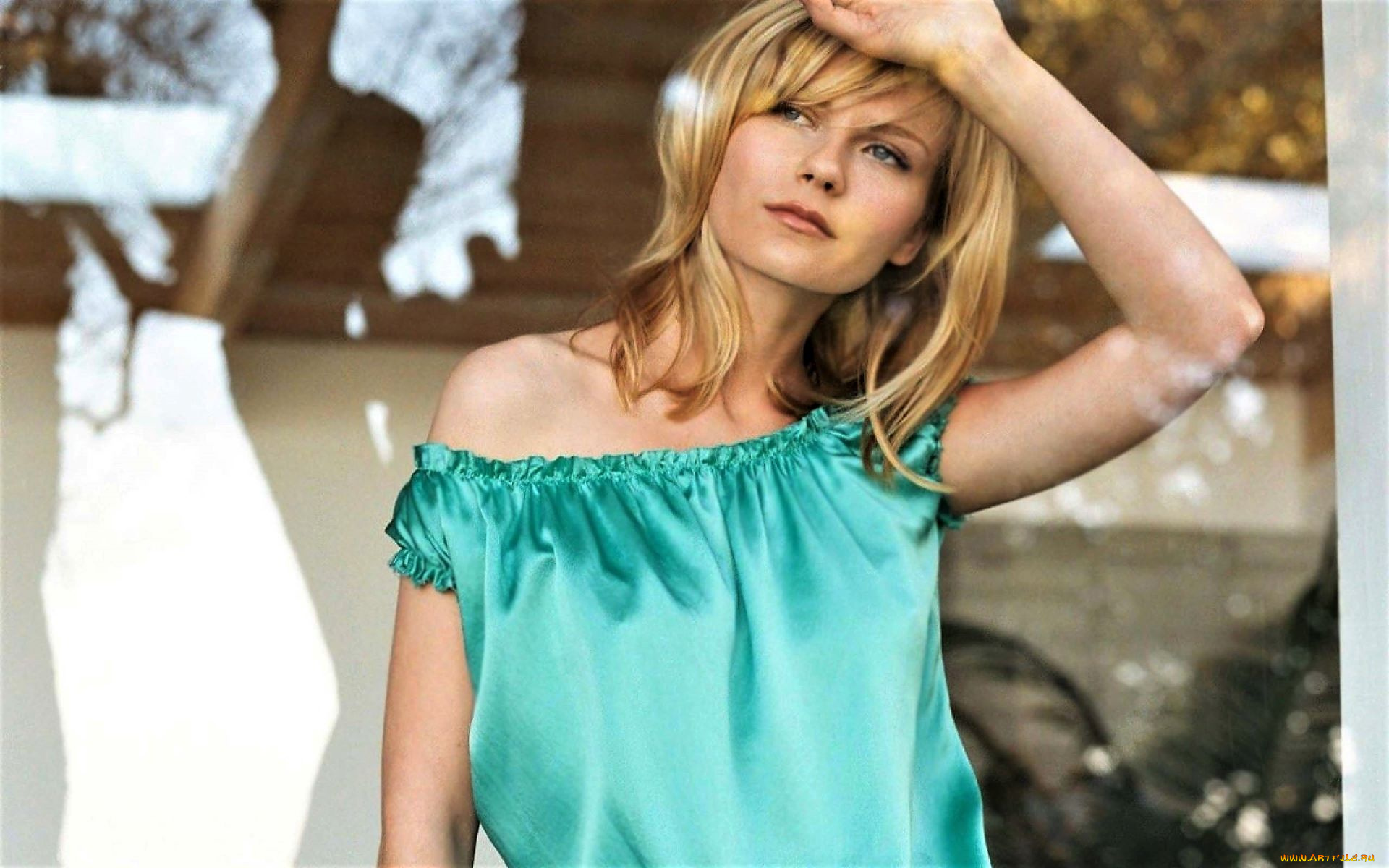 девушки, kirsten, dunst, актриса, блондинка, топ, стекло