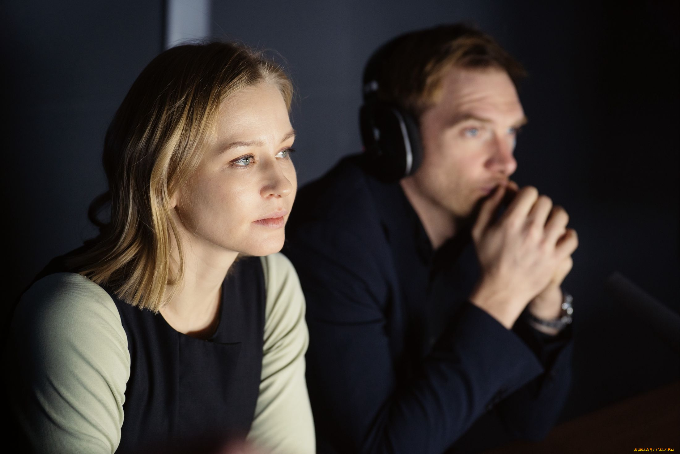 кино, фильмы, медиатор, , сериал, женщина, мужчина, наушники