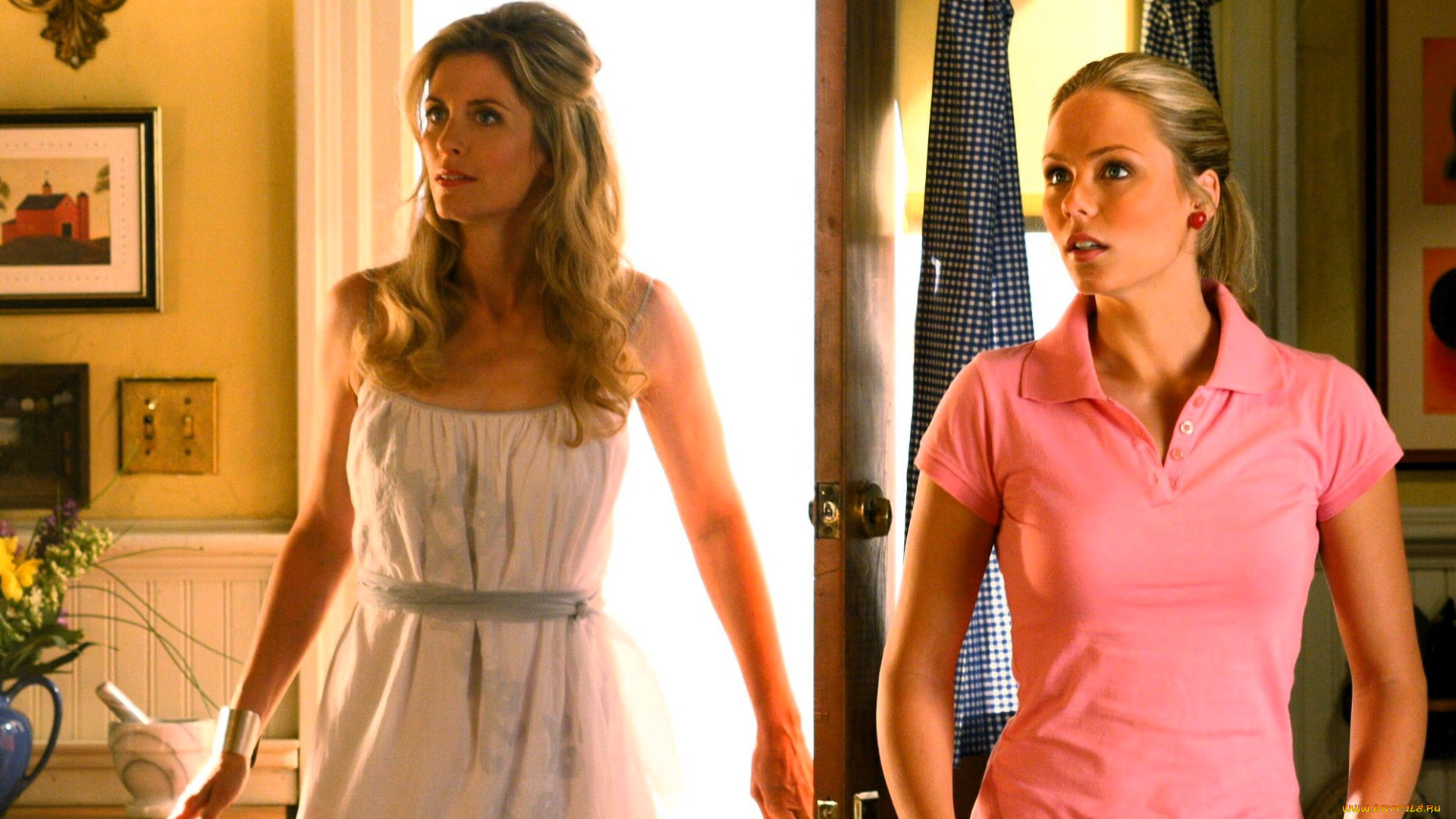 кино, фильмы, smallville, девушки, дверь, комната, удивление