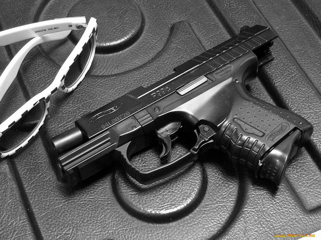 оружие, пистолеты