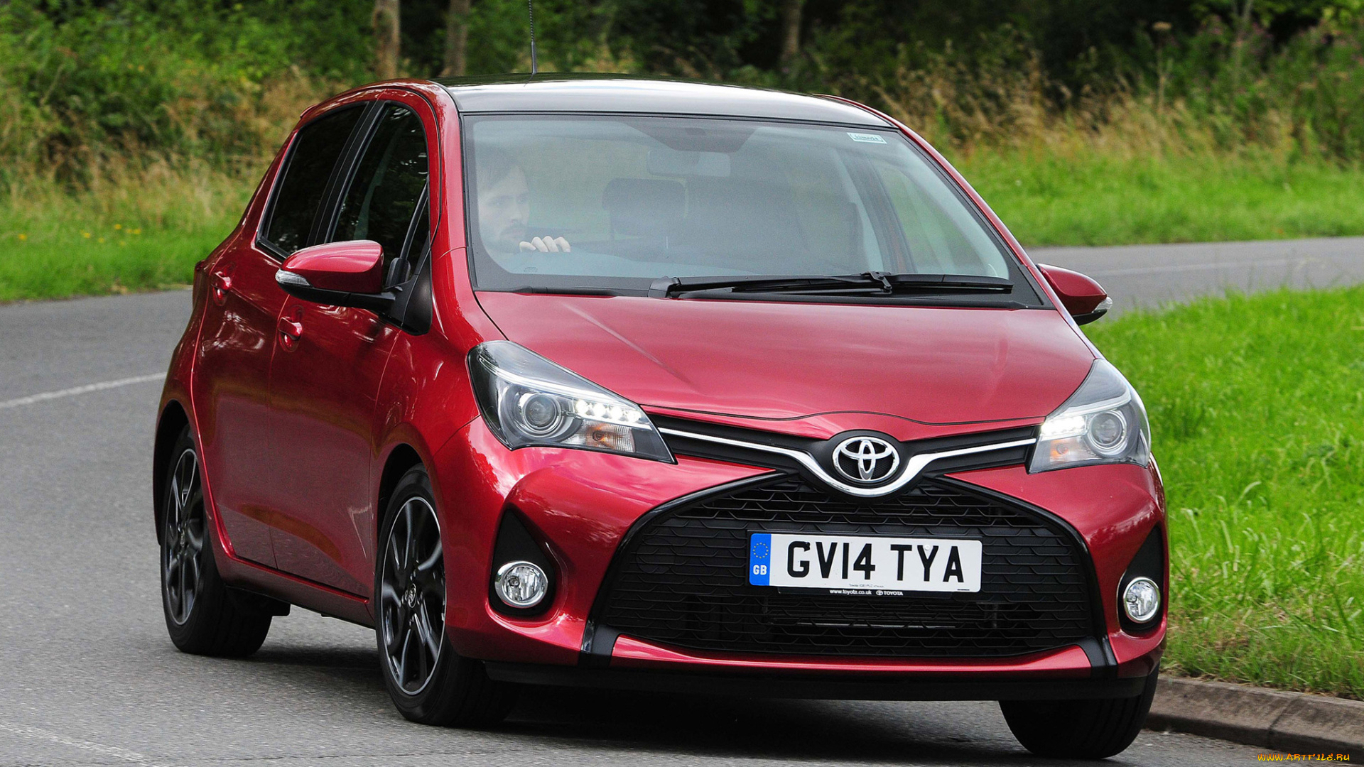 автомобили, toyota, красный, 2014г, uk-spec, 5-door, yaris