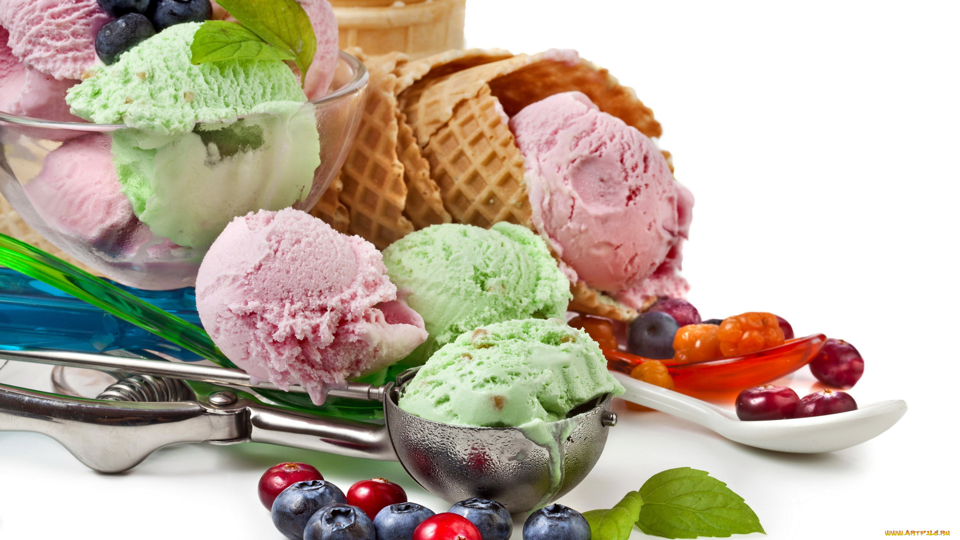 еда, мороженое, , десерты, рожок, вафельный, ягоды