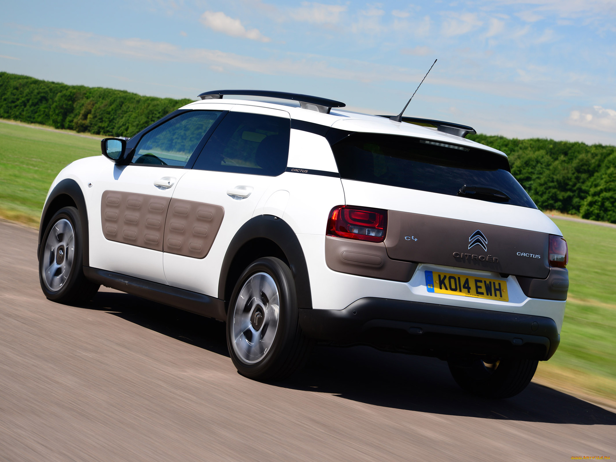 автомобили, toyota, светлый, 2014г, uk-spec, 3-door, aygo