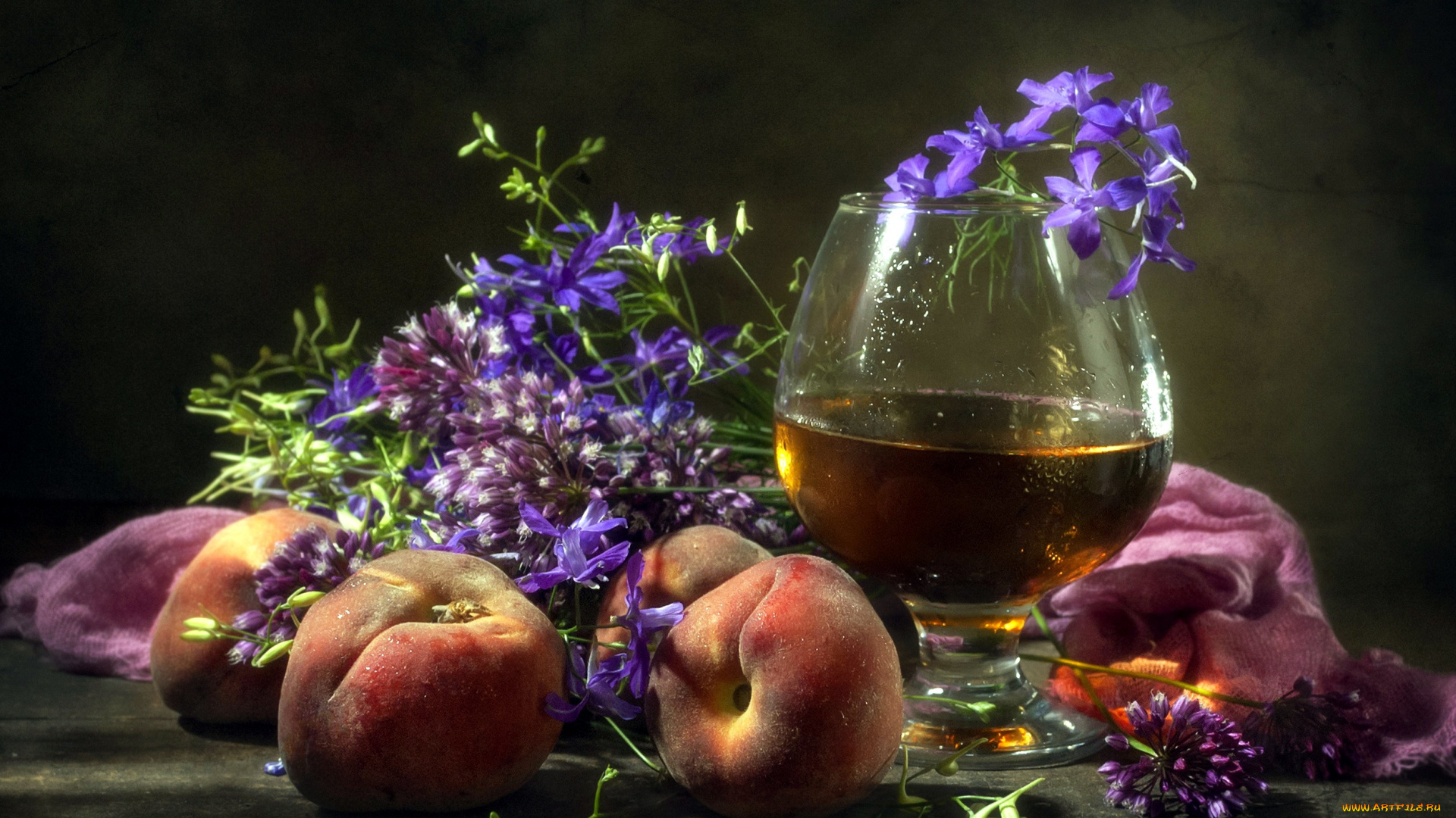 еда, персики, , сливы, , абрикосы, бокал, цветы