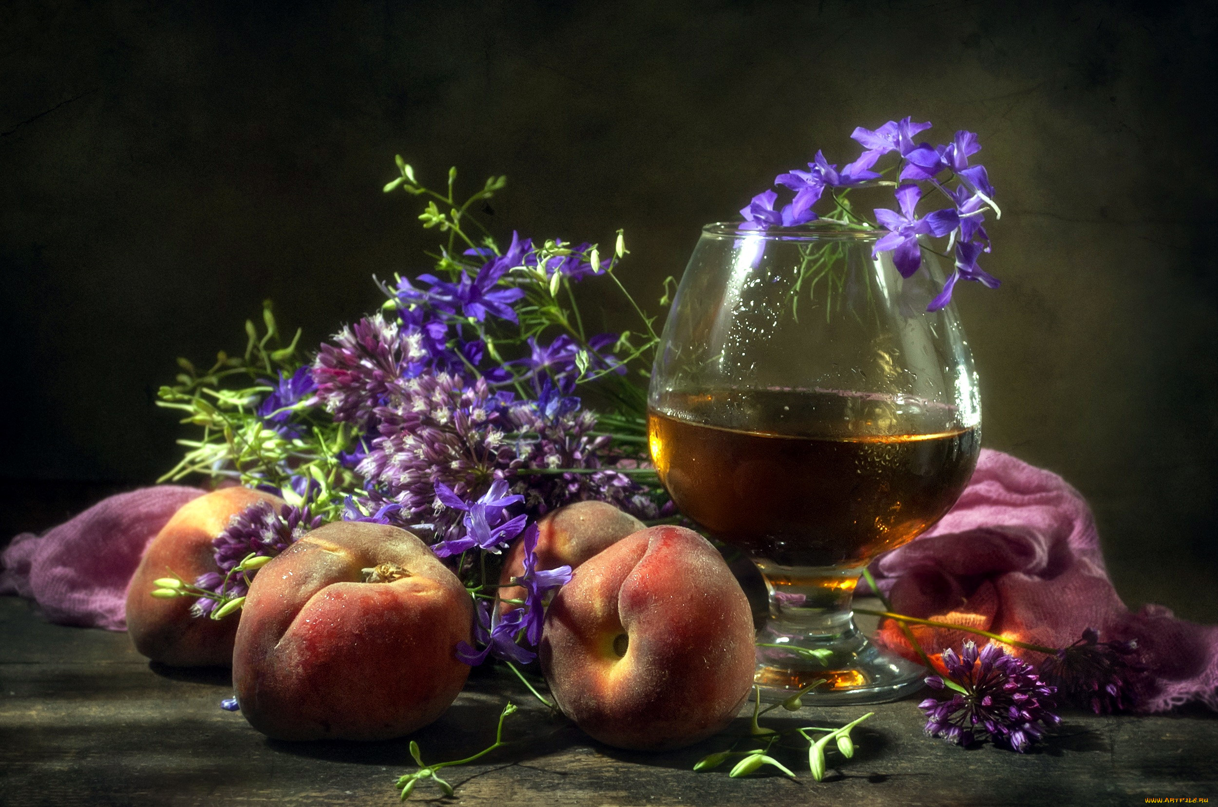 еда, персики, , сливы, , абрикосы, бокал, цветы