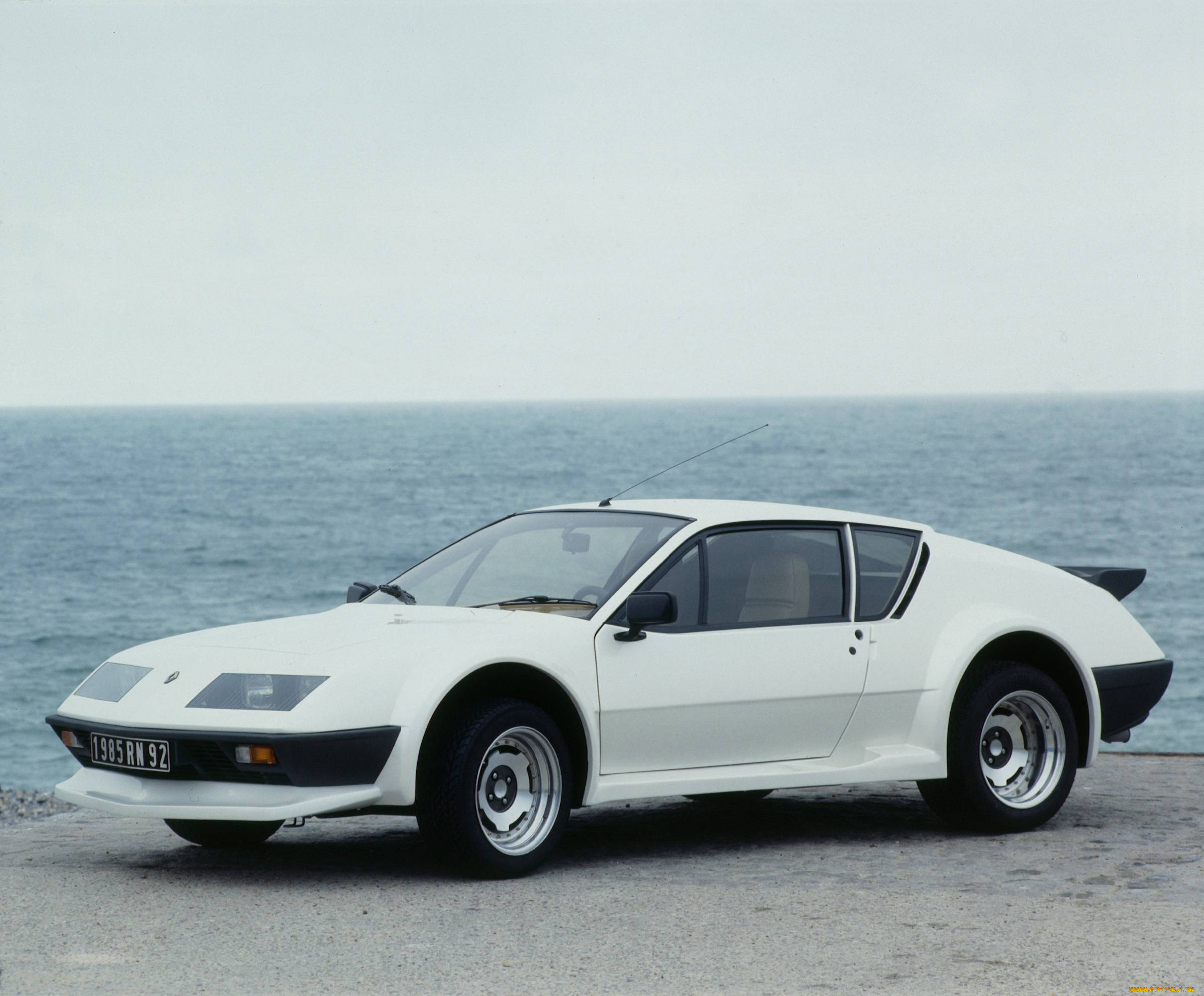 автомобили, renault