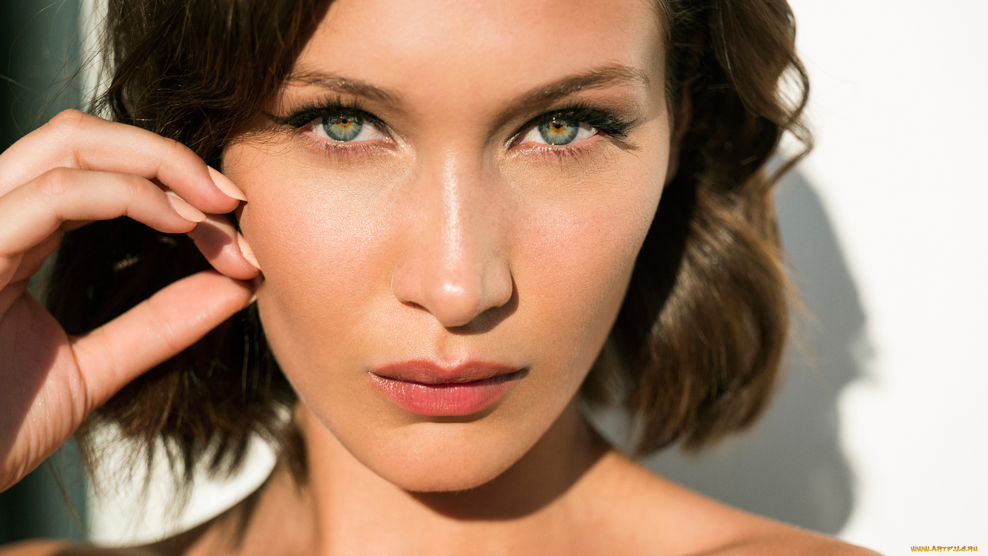 bella, hadid, девушки, bella, hadid, портрет, лицо, девушка, модель, красавица, стройная, сексуальная, поза, макияж, причёска, фигура, наряд, стильная, мода
