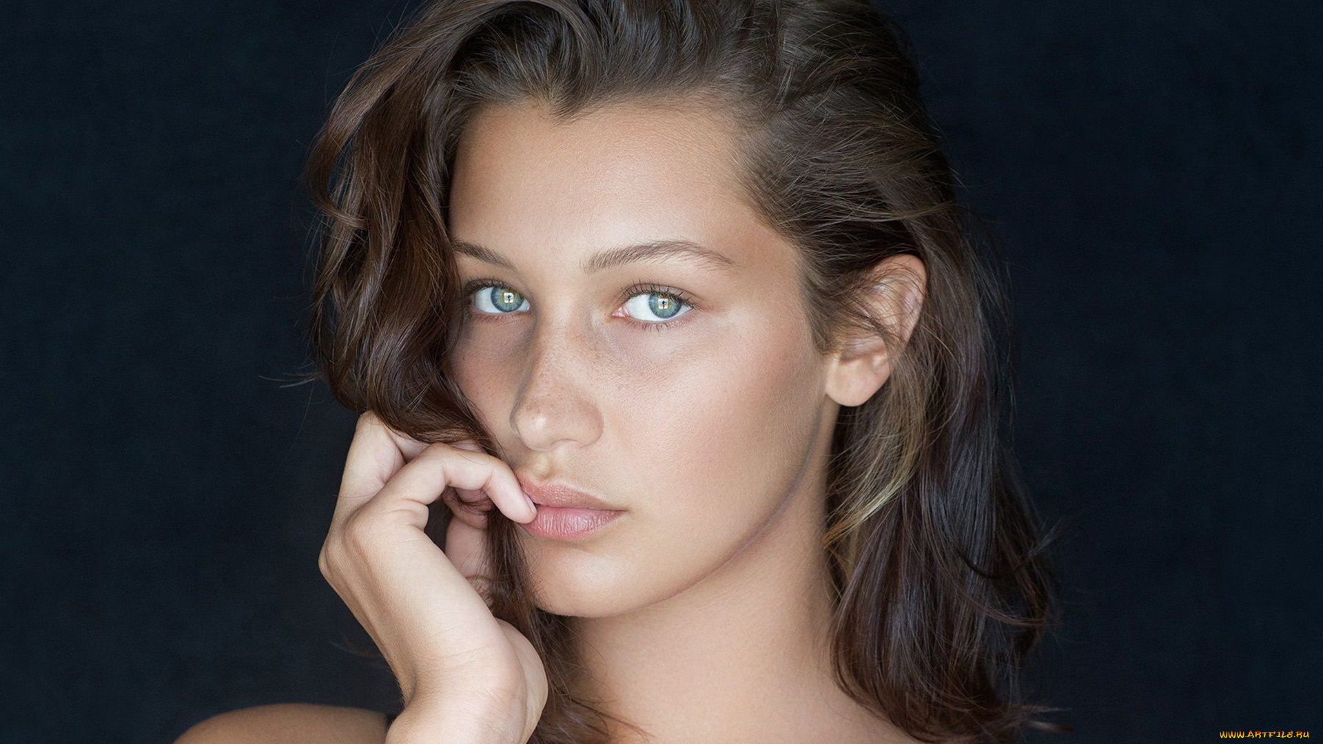 bella, hadid, девушки, bella, hadid, портрет, лицо, девушка, модель, красавица, стройная, сексуальная, поза, макияж, причёска, фигура, наряд, стильная, мода
