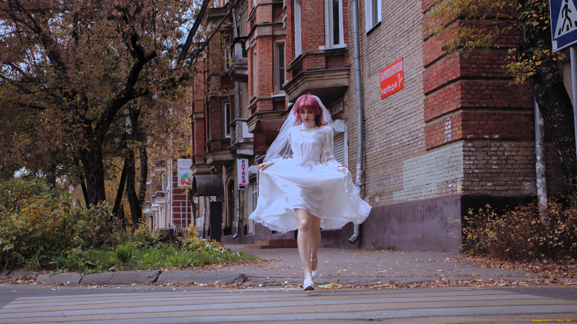 девушки, tenletters, образ, косплей, наряд, невеста, фата, платье, дома, улица, осень, город, переход