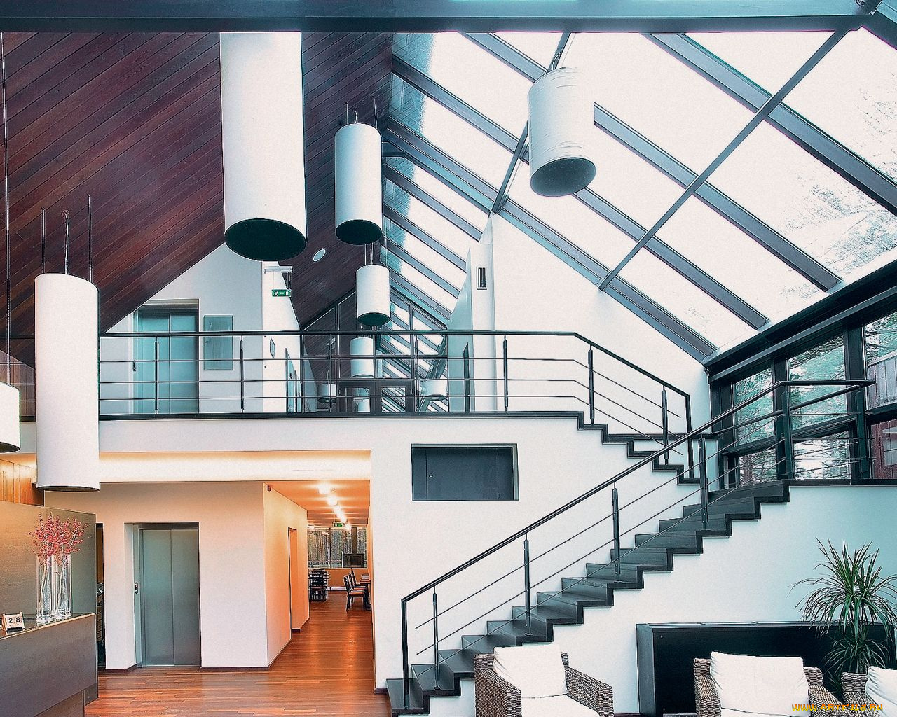 интерьер, холлы, лестницы, корридоры