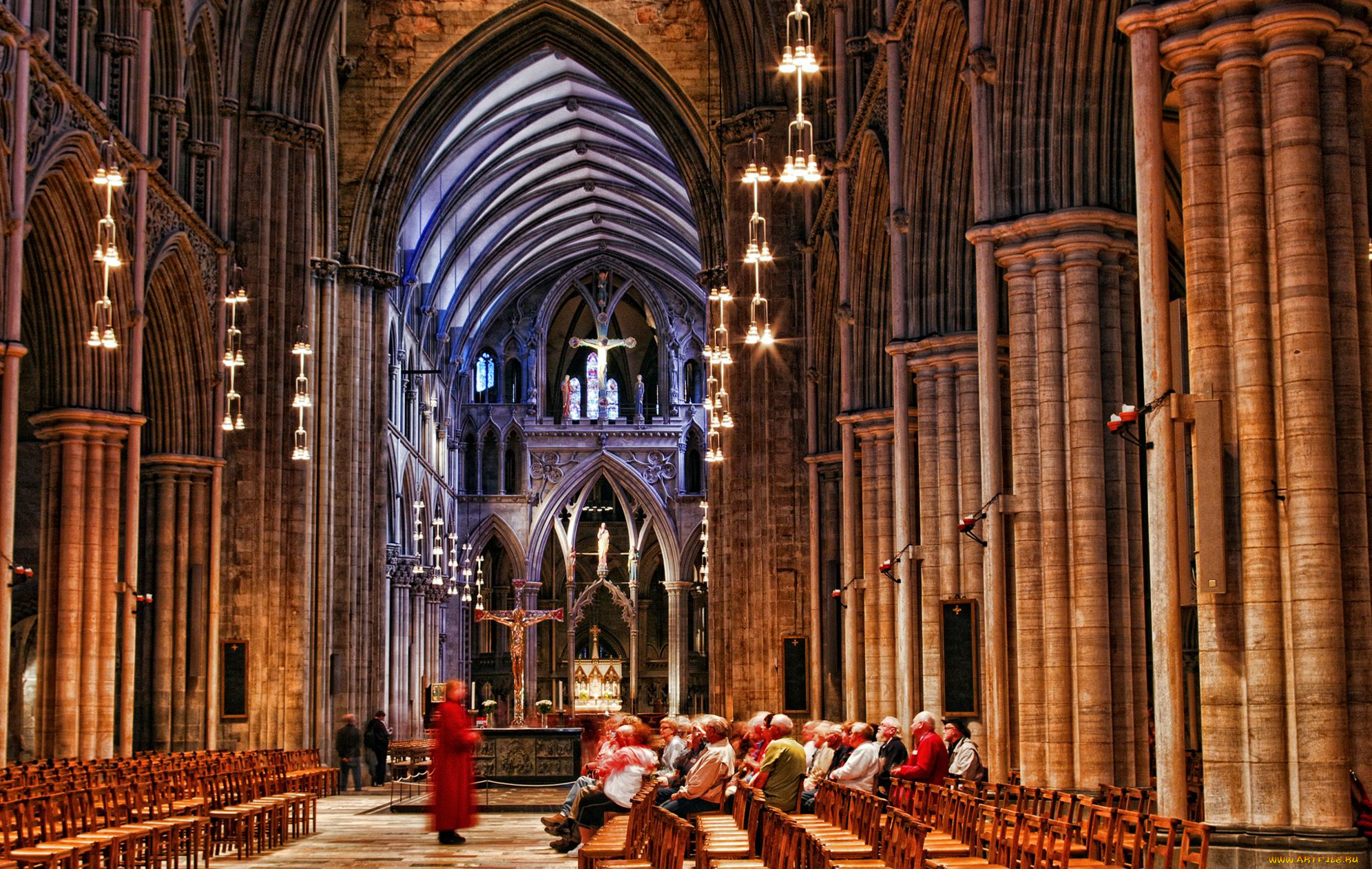 интерьер, убранство, роспись, храма, собор, готика, арки, колонны