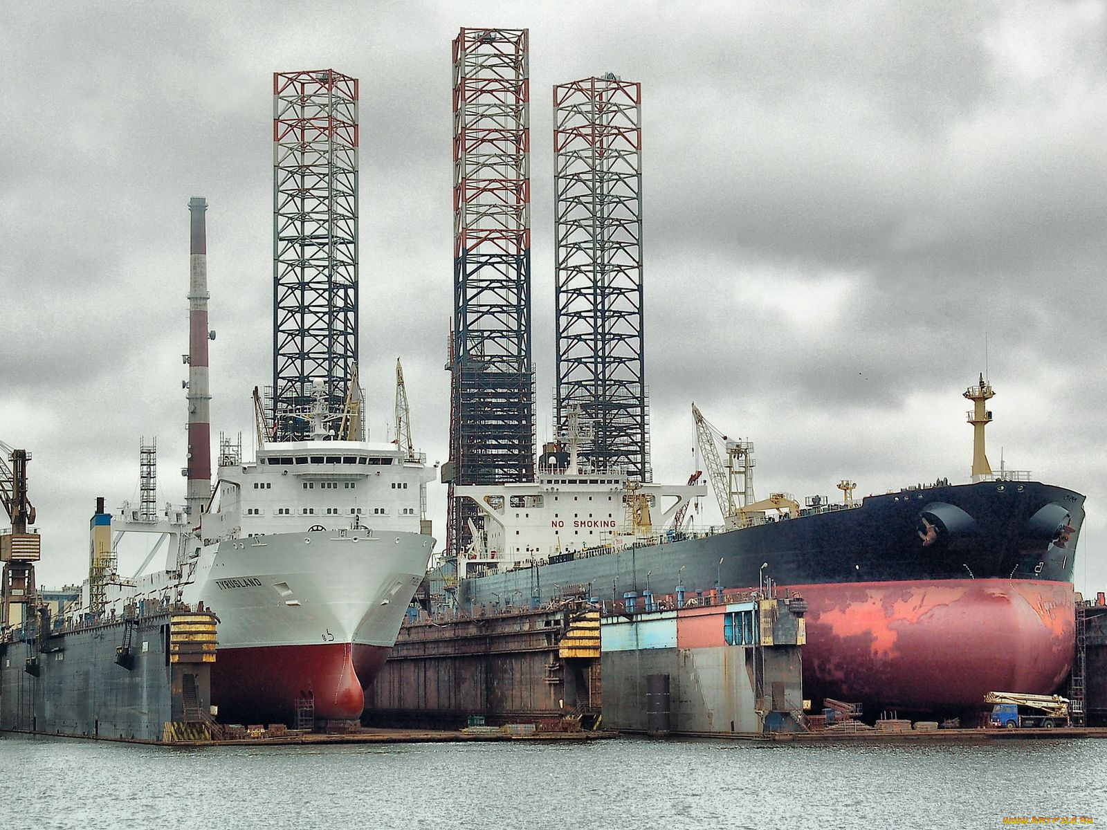 корабли, разные, вместе