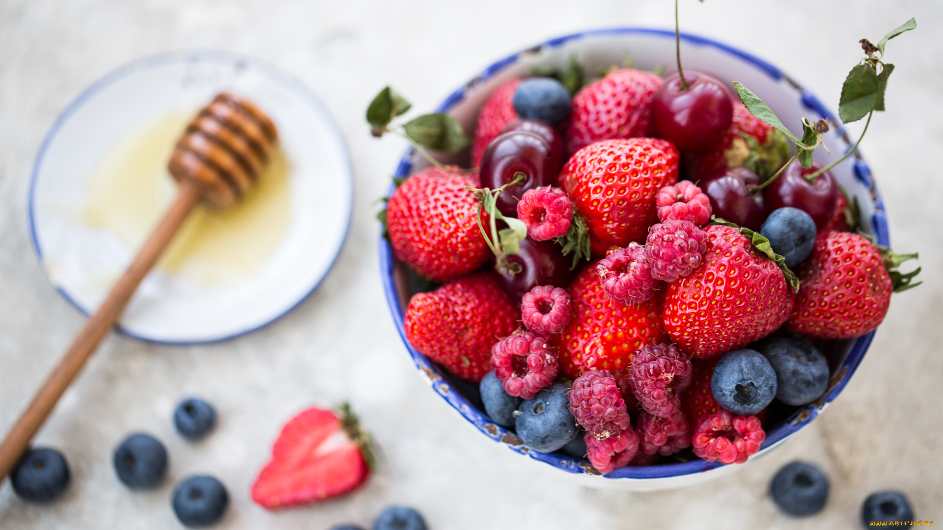 еда, фрукты, ягоды, мед, вишня, голубика, клубника, малина