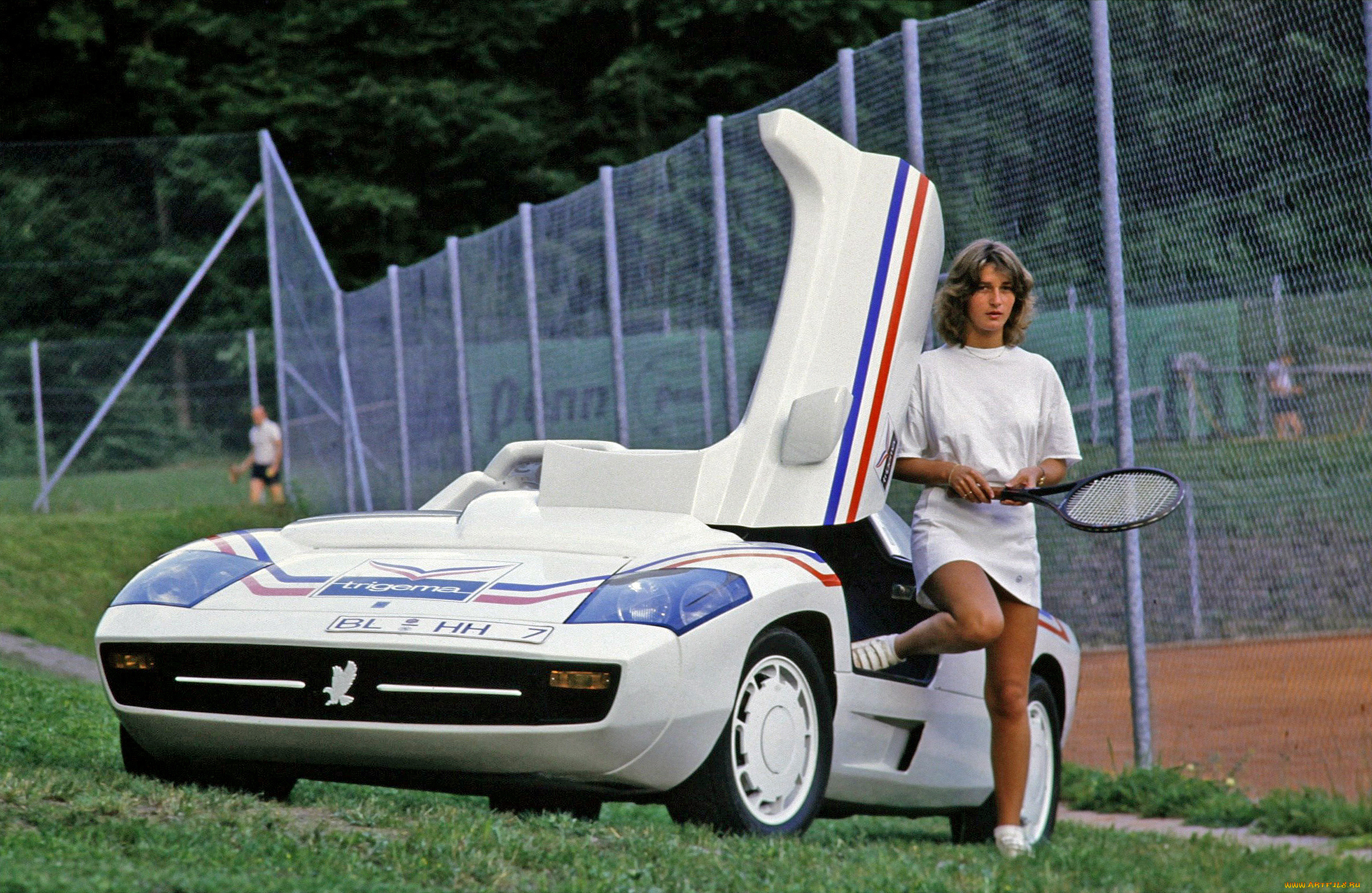 автомобили, isdera