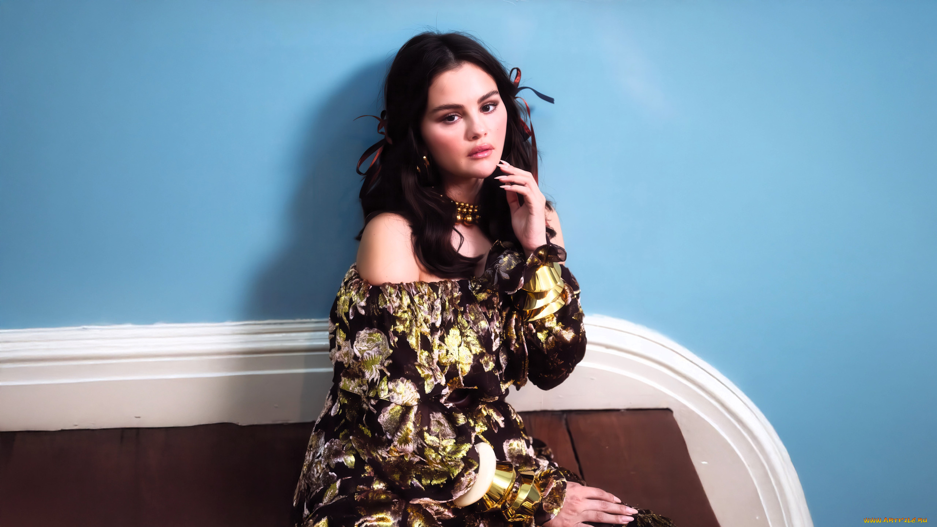 девушки, selena, gomez, брюнетка, платье, диван