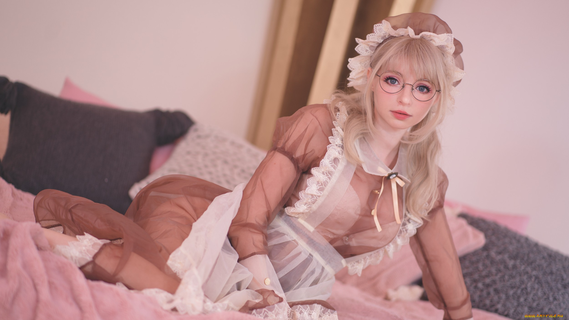 косплей, модель, девушки, -, креатив, , косплей, девушка, женщина, блондинка, светловолосая, сексуальная, модель, звезда, позирует, разная, обувь, верхняя, стильная, одежда, нижнее, эротическое, бельё, трусы, лифчик, колготки, чулки, аксессуары, макияж, и, множество, элементов, на, фотографии