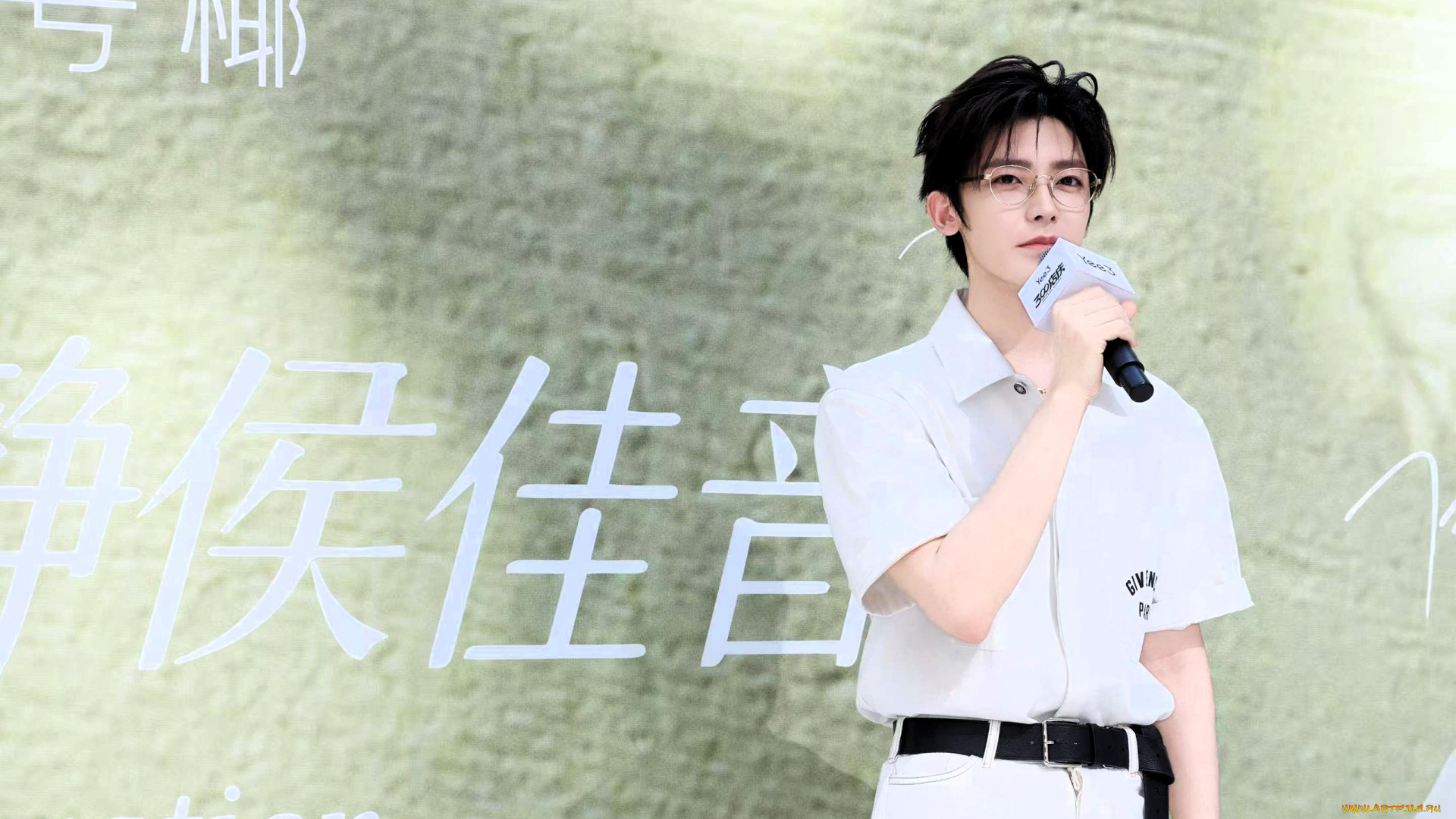 мужчины, hou, ming, hao, актер, рубашка, брюки, ремень, микрофон