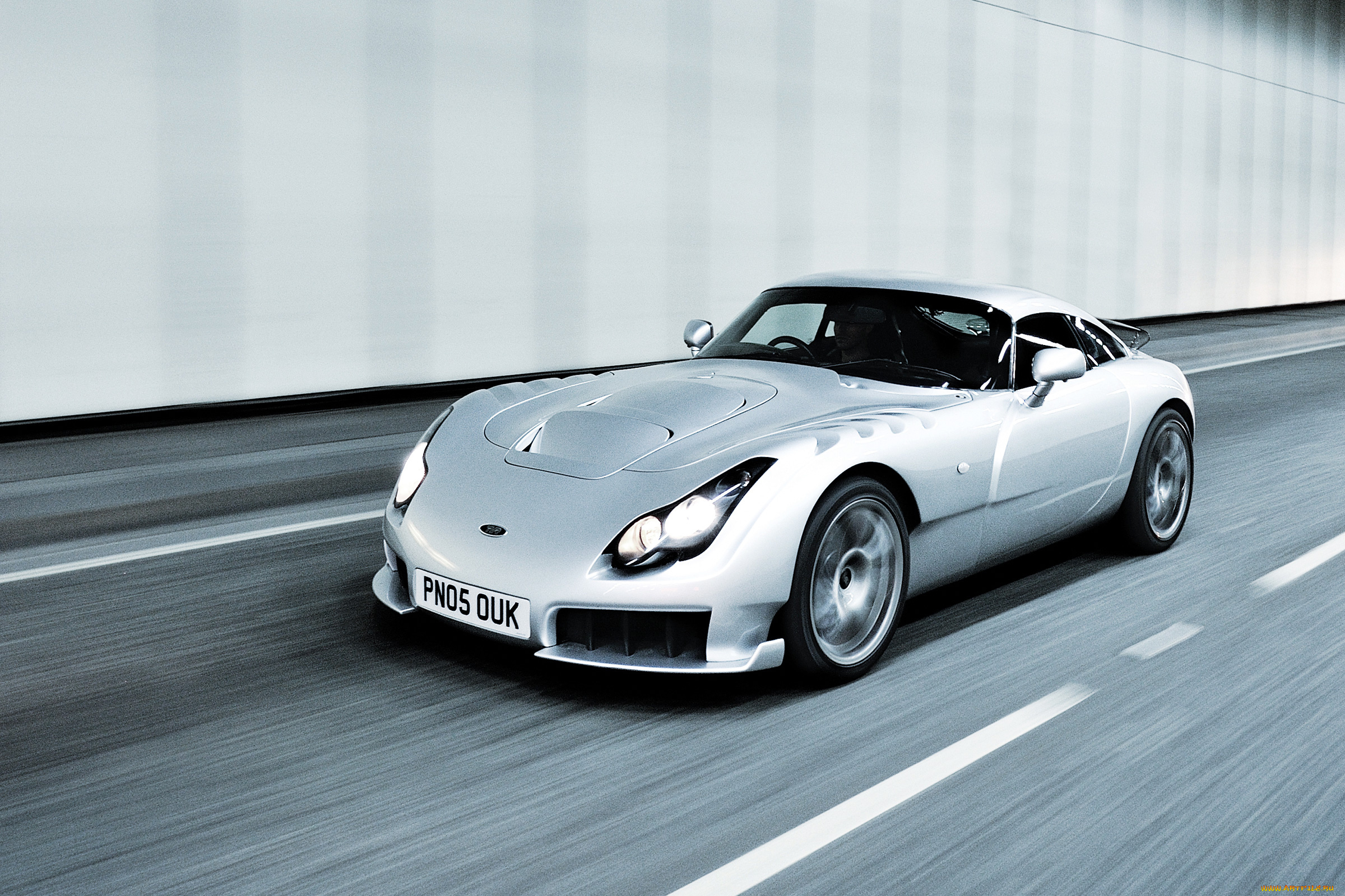 автомобили, tvr