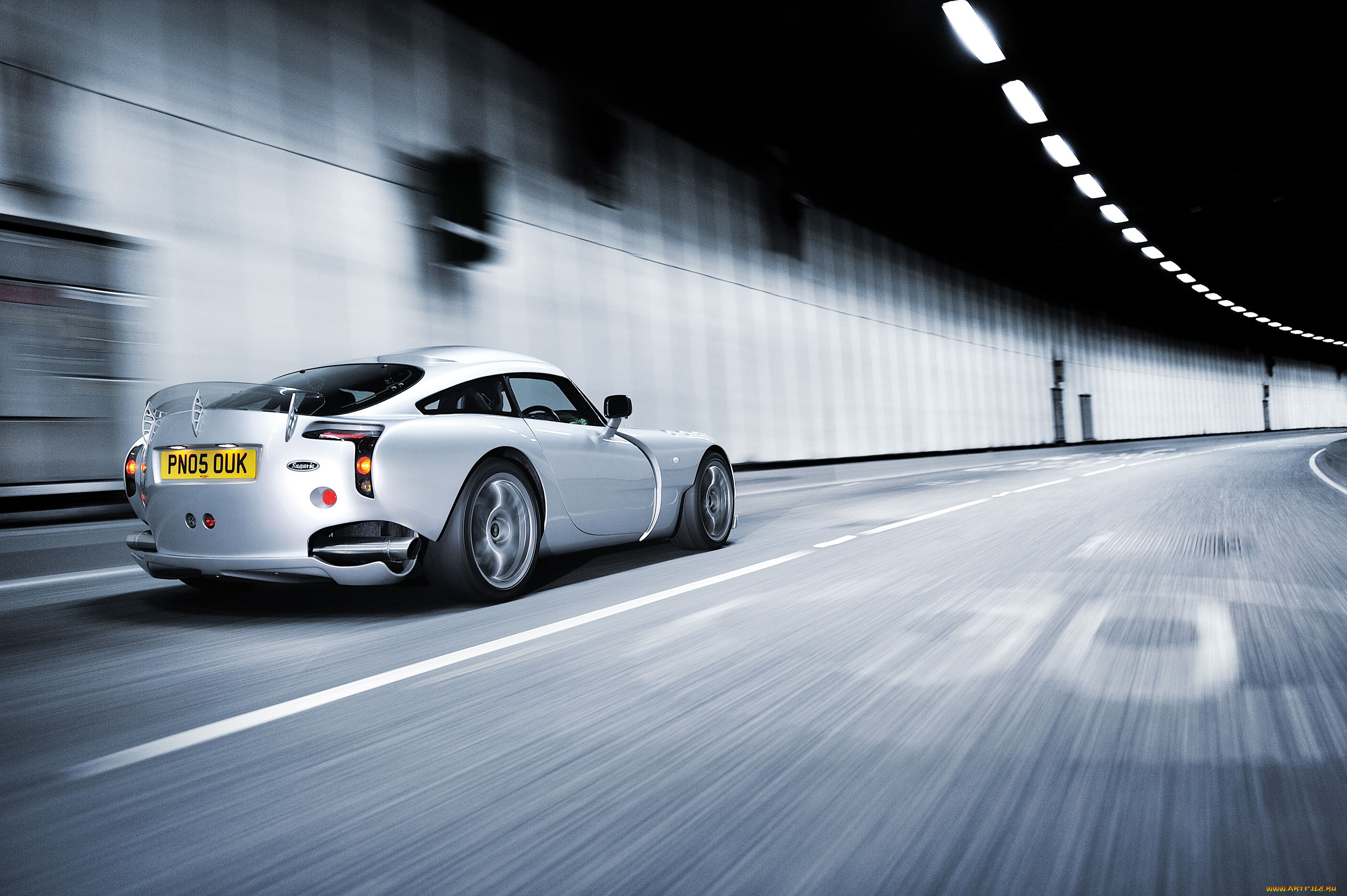 автомобили, tvr