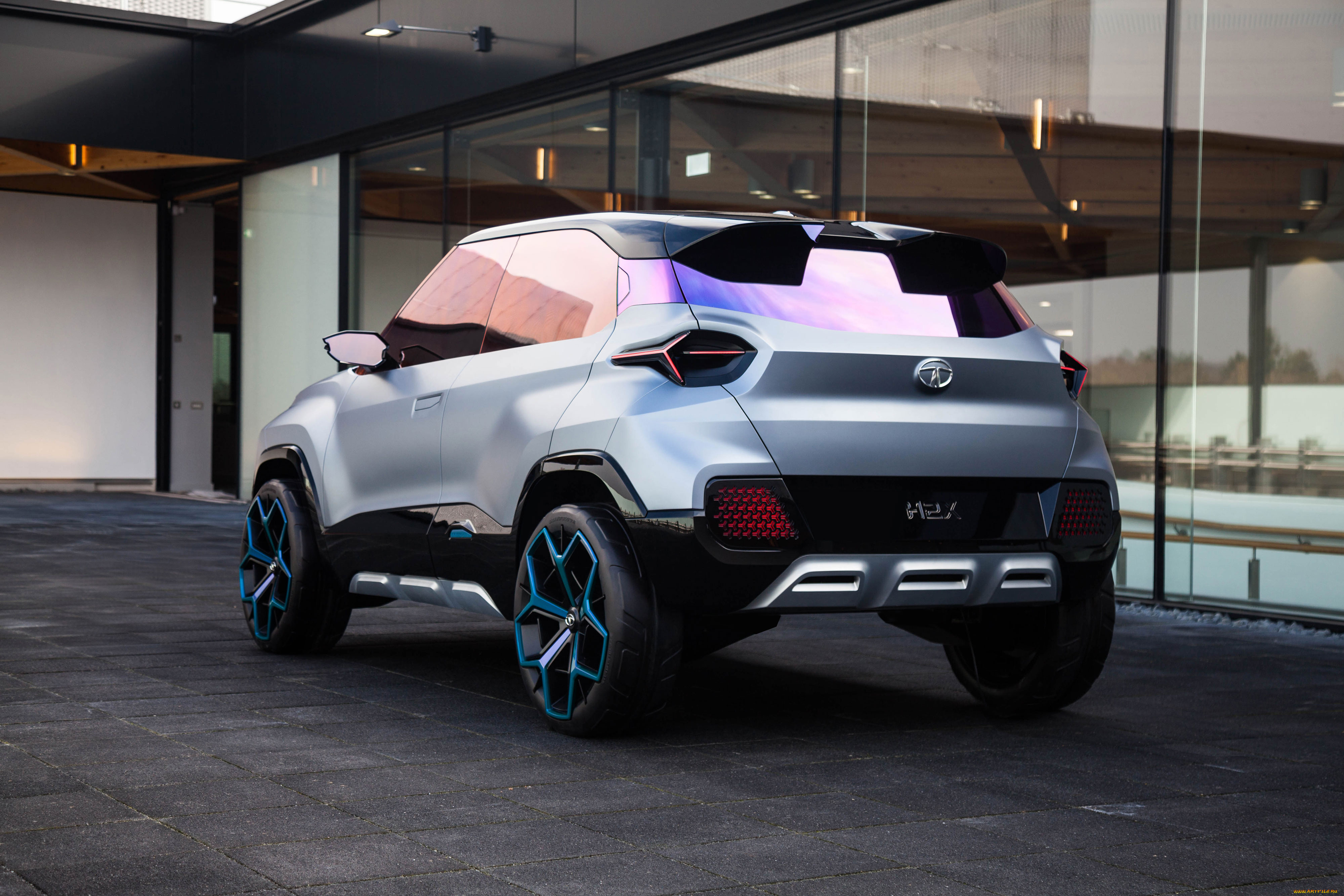 автомобили, tata