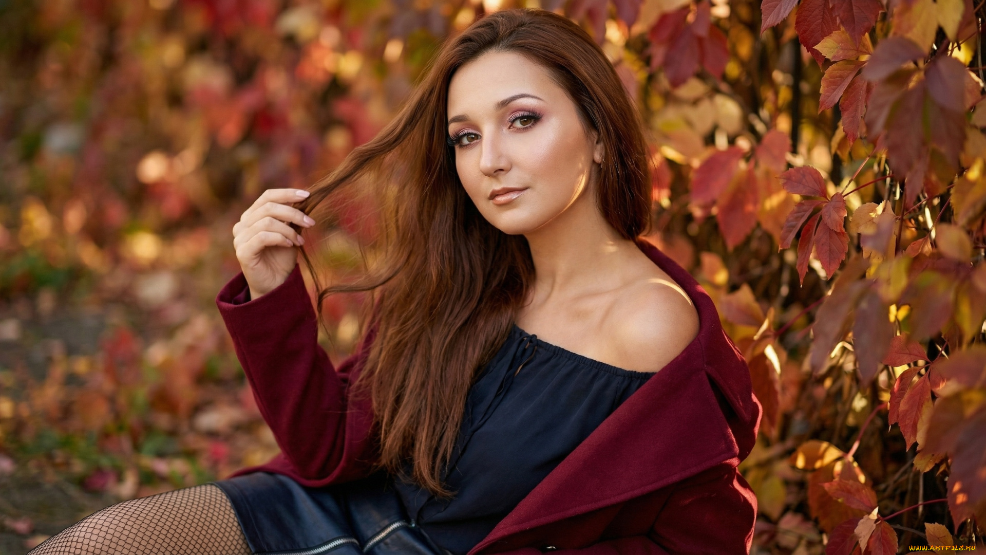 красивая, девушка, девушки, -, брюнетки, , шатенки, девушка, женщина, шатенка, темноволосая, сексуальная, модель, звезда, позирует, разная, обувь, верхняя, стильная, одежда, нижнее, эротическое, бельё, трусы, лифчик, колготки, чулки, аксессуары, макияж, и, множество, элементов, на, фотографии