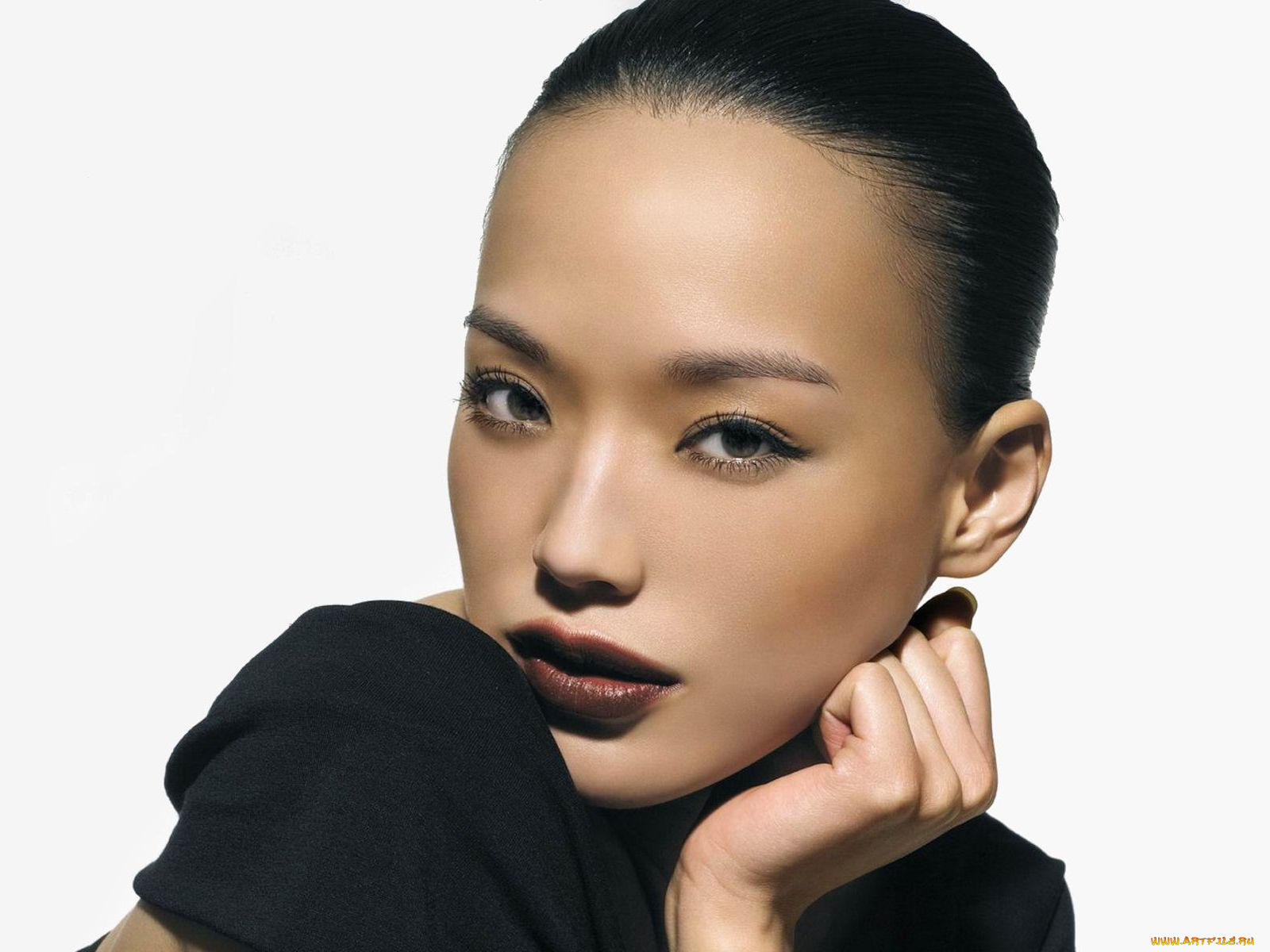 Shu, Qi, девушки