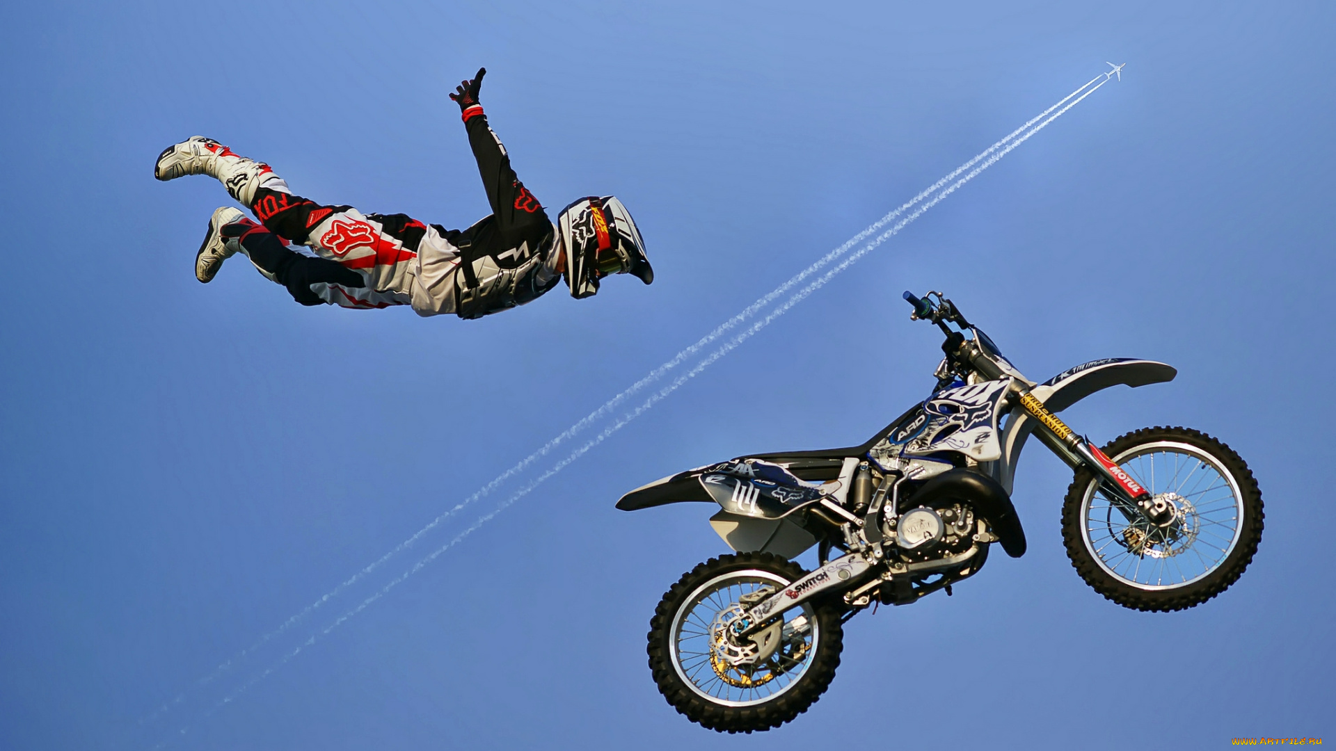 спорт, мотоспорт, байк, след, гонщик, полт, экипировка, самолет, шлем