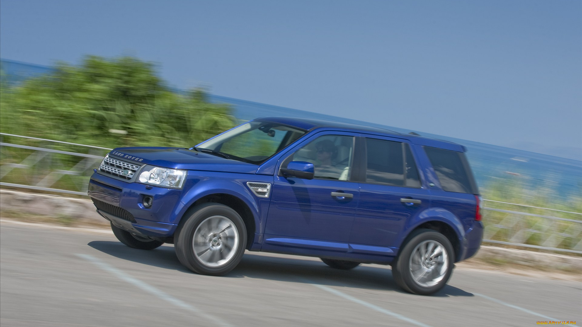 автомобили, land-rover, побережье, дорога, скорость, синий, ленд-ровер