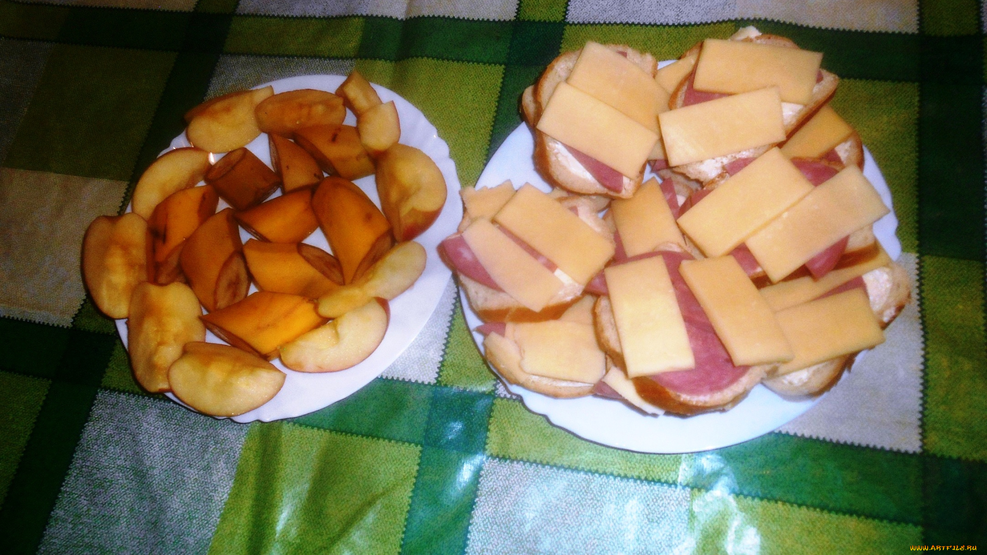 еда, бутерброды, , гамбургеры, , канапе, яблоки, бананы, колбаса, сыр, хлеб