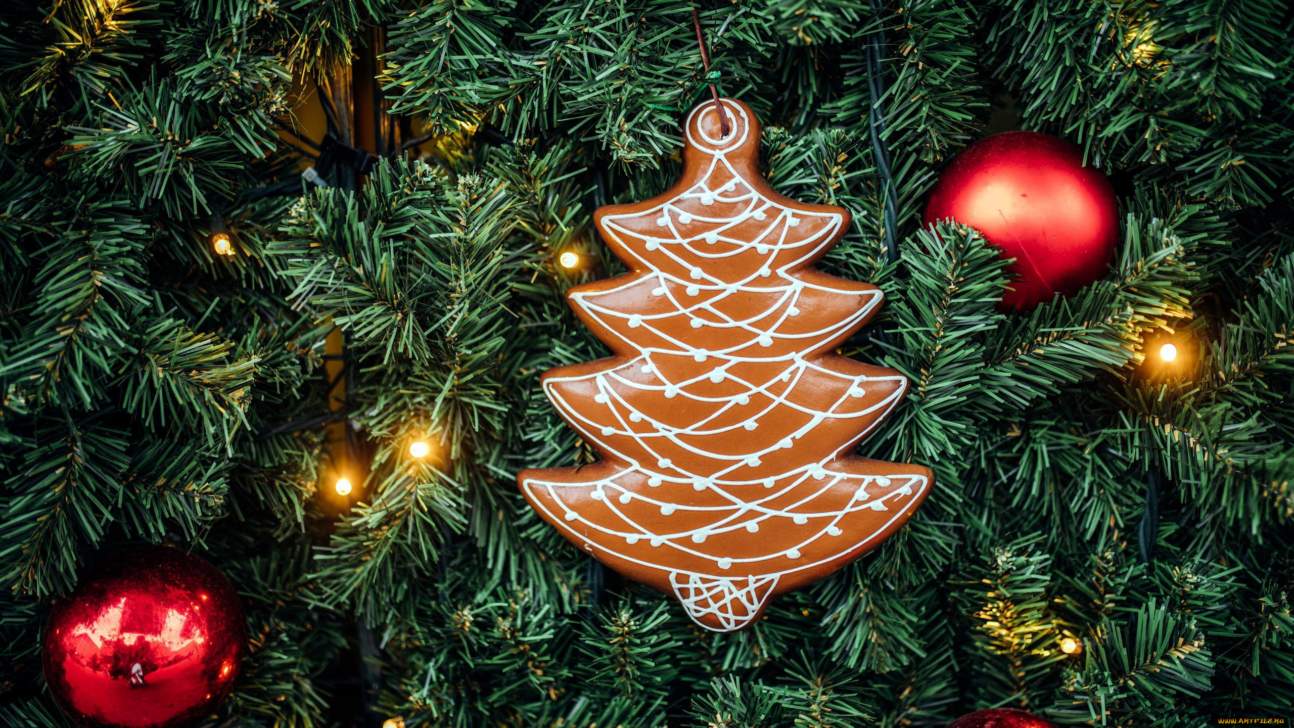 праздничные, ёлки, елка, шарики, пряник