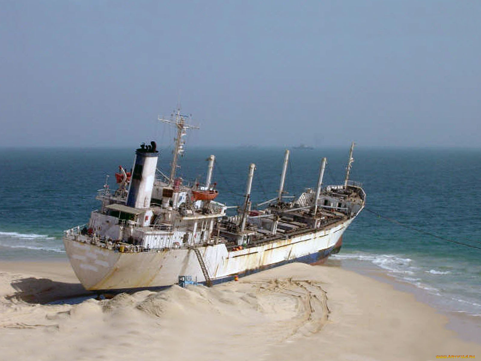 корабли, теплоходы